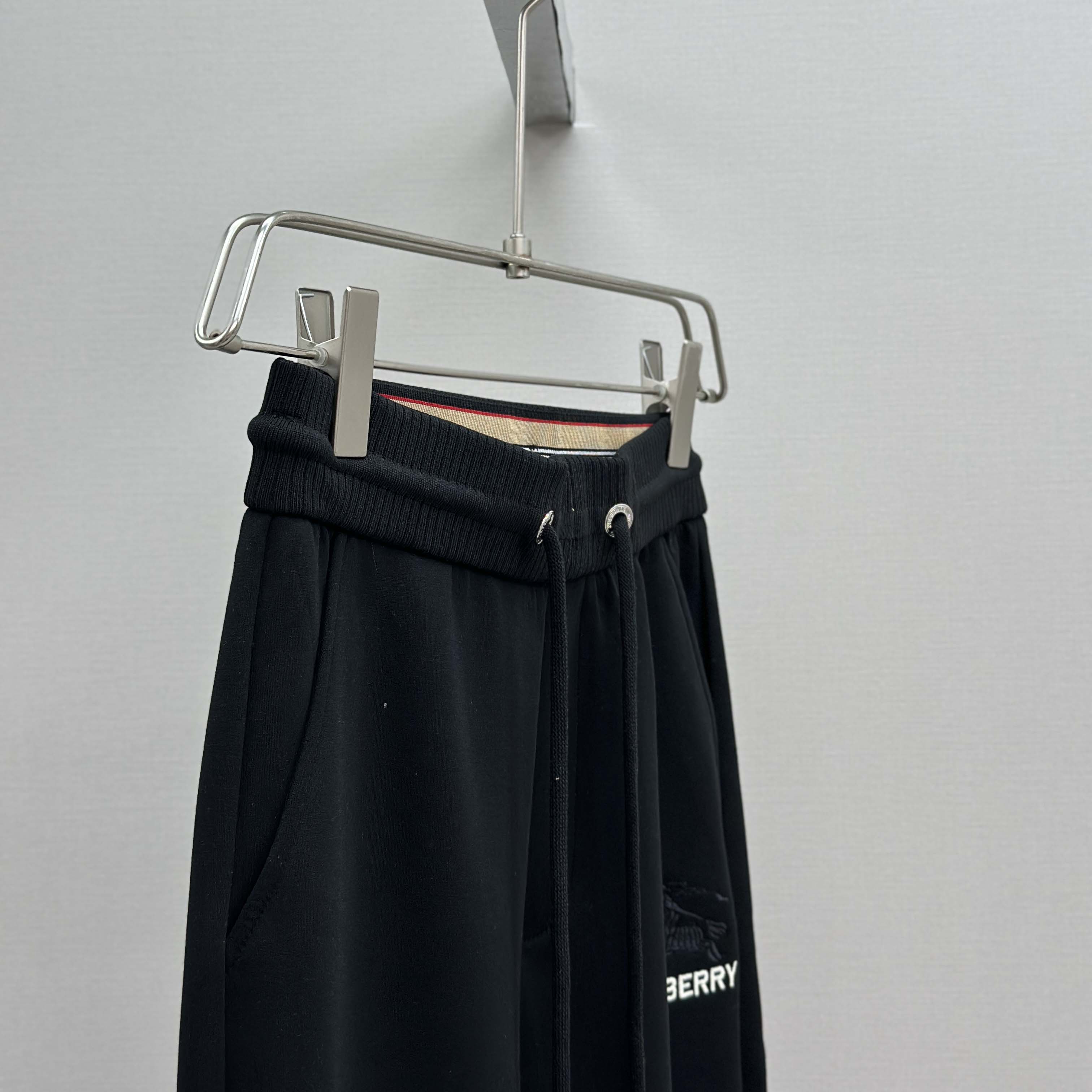 Burberry Black Cotton Pants - FashionPlug