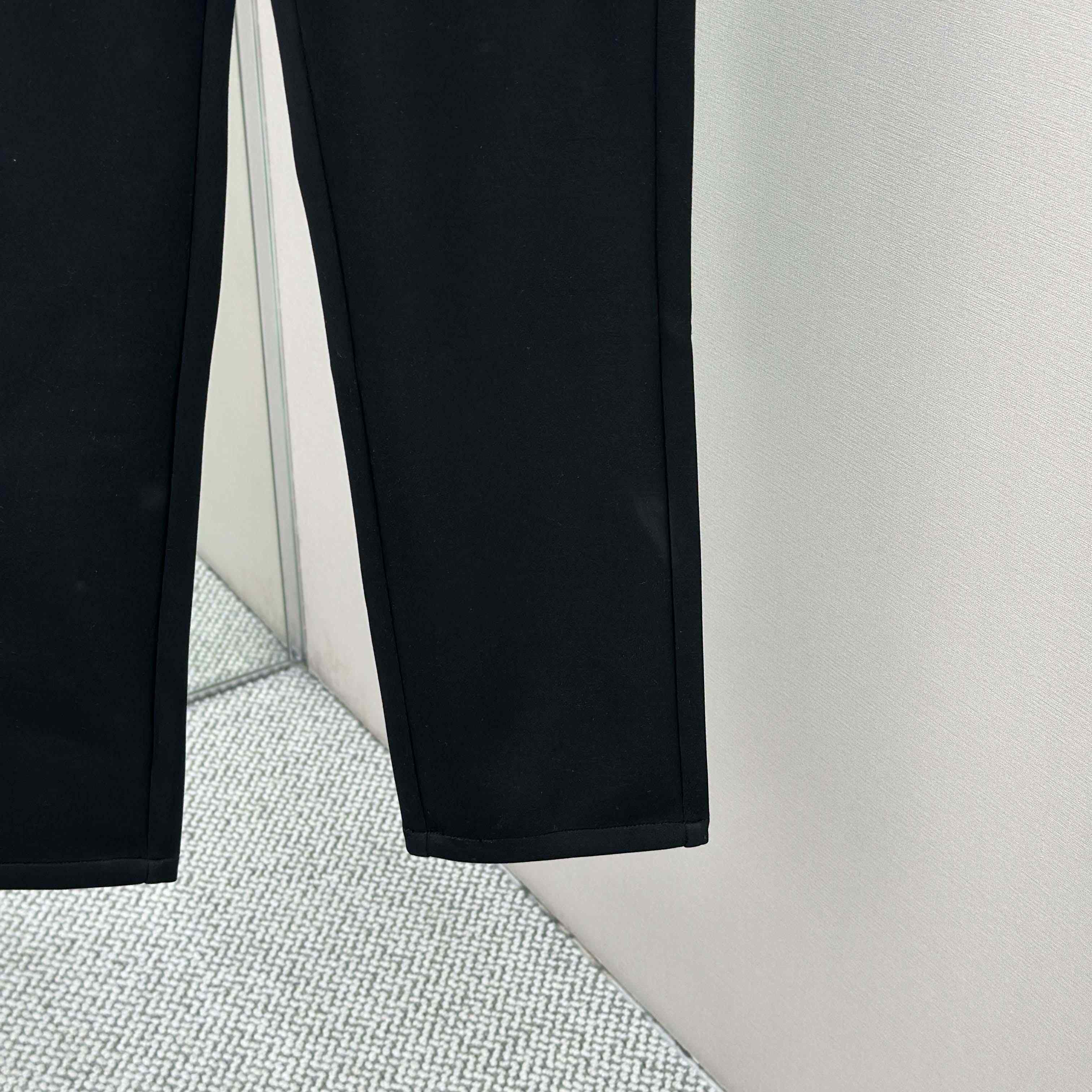 Burberry Black Cotton Pants - FashionPlug
