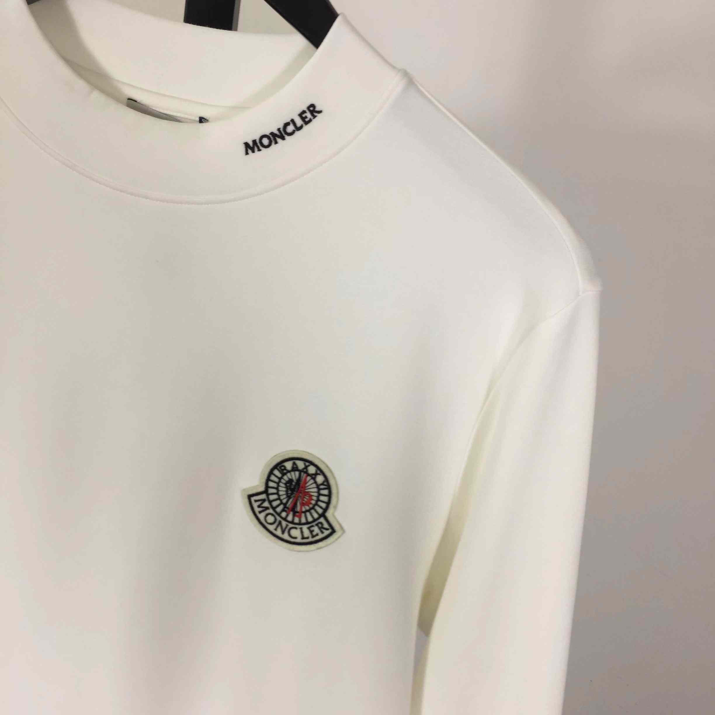 Moncler Long Sleeves - FashionPlug