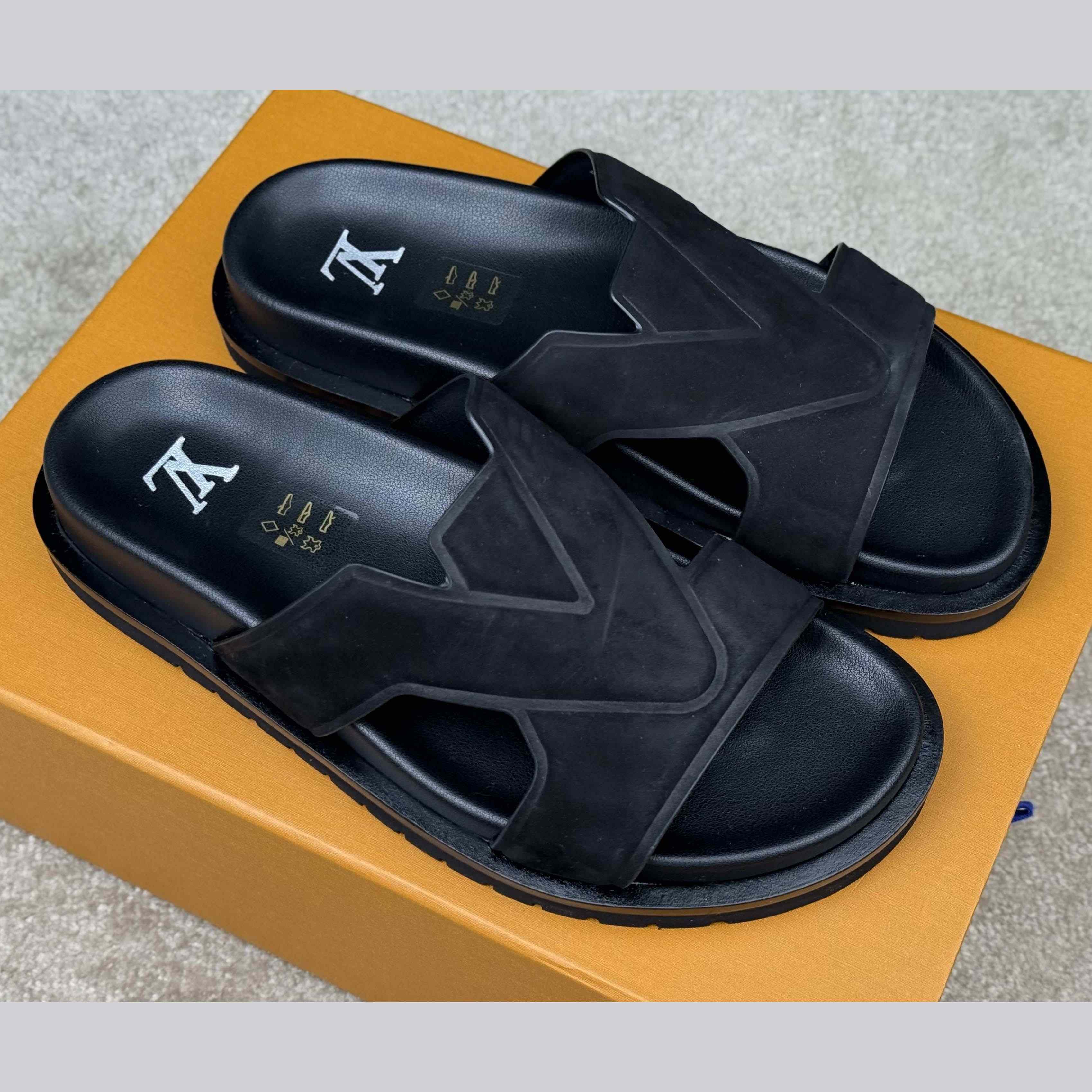 Louis Vuitton LV Oasis Mule    - FashionPlug