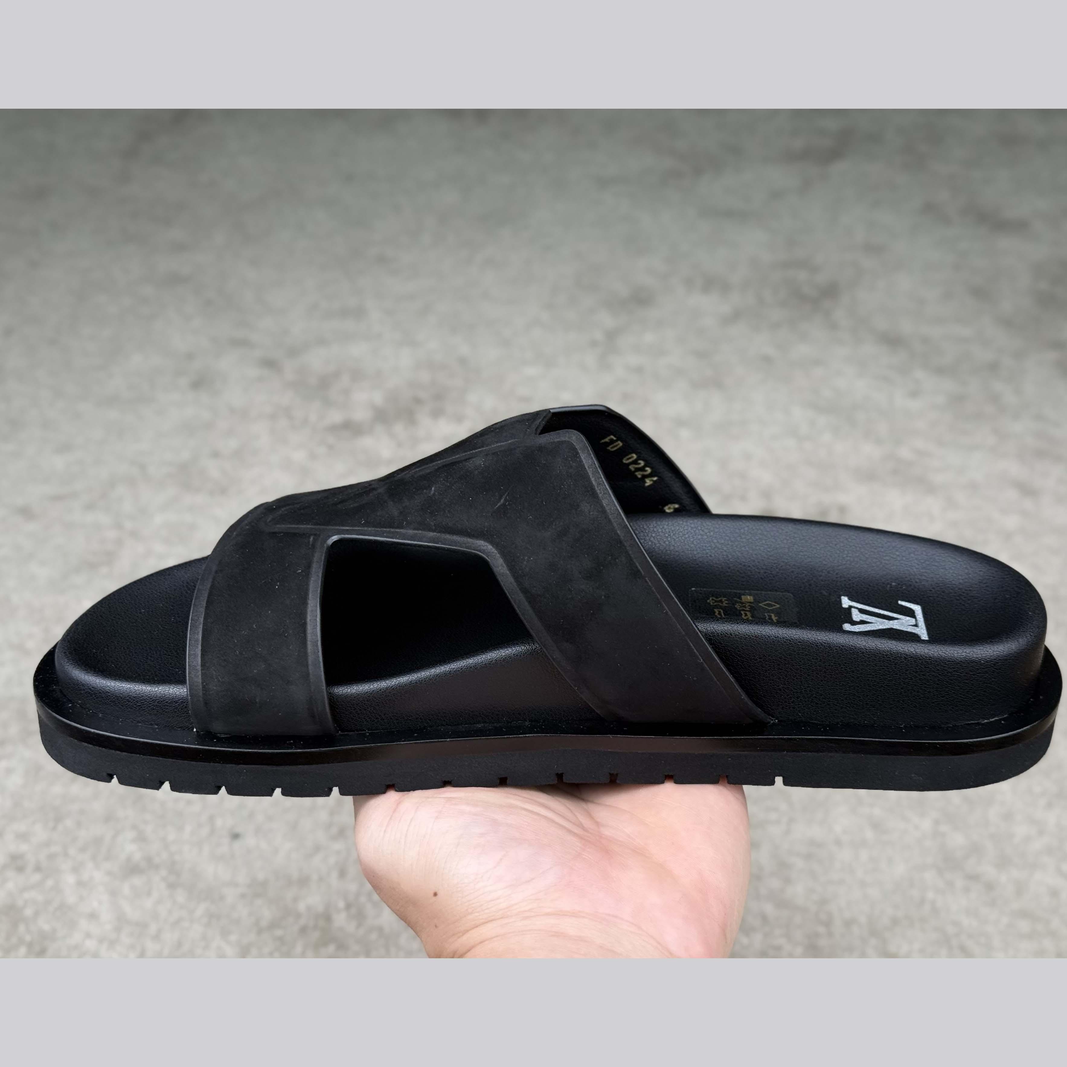 Louis Vuitton LV Oasis Mule    - FashionPlug