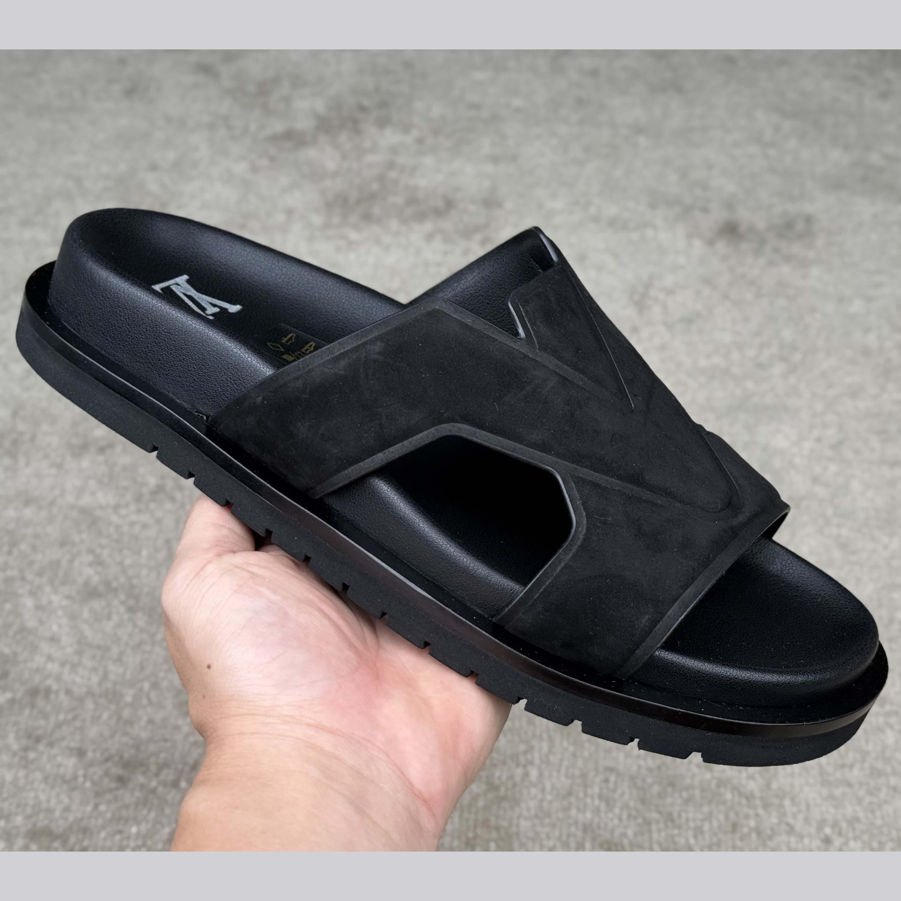 Louis Vuitton LV Oasis Mule    - FashionPlug
