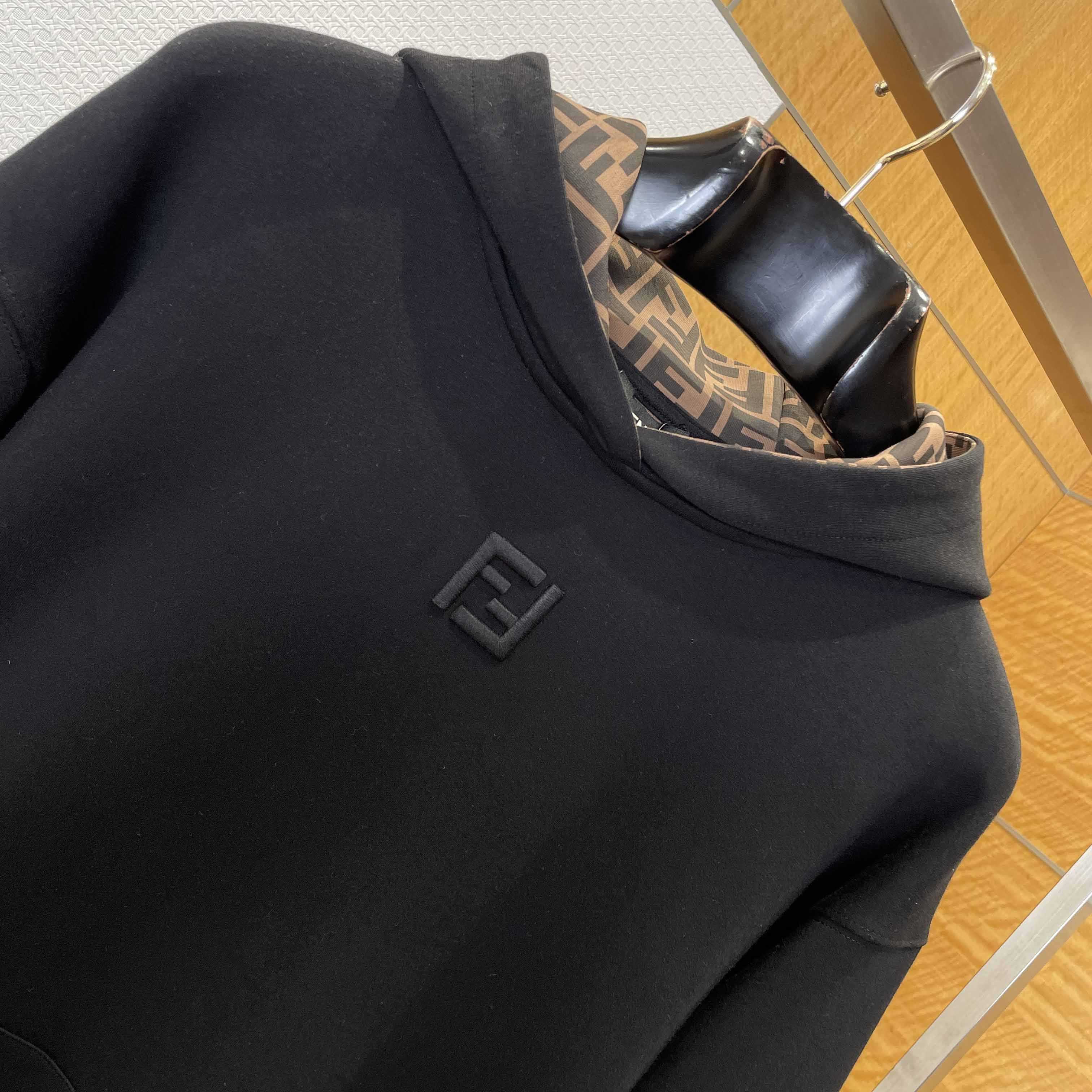 Fendi Black Cotton Sweatshirt - FashionPlug