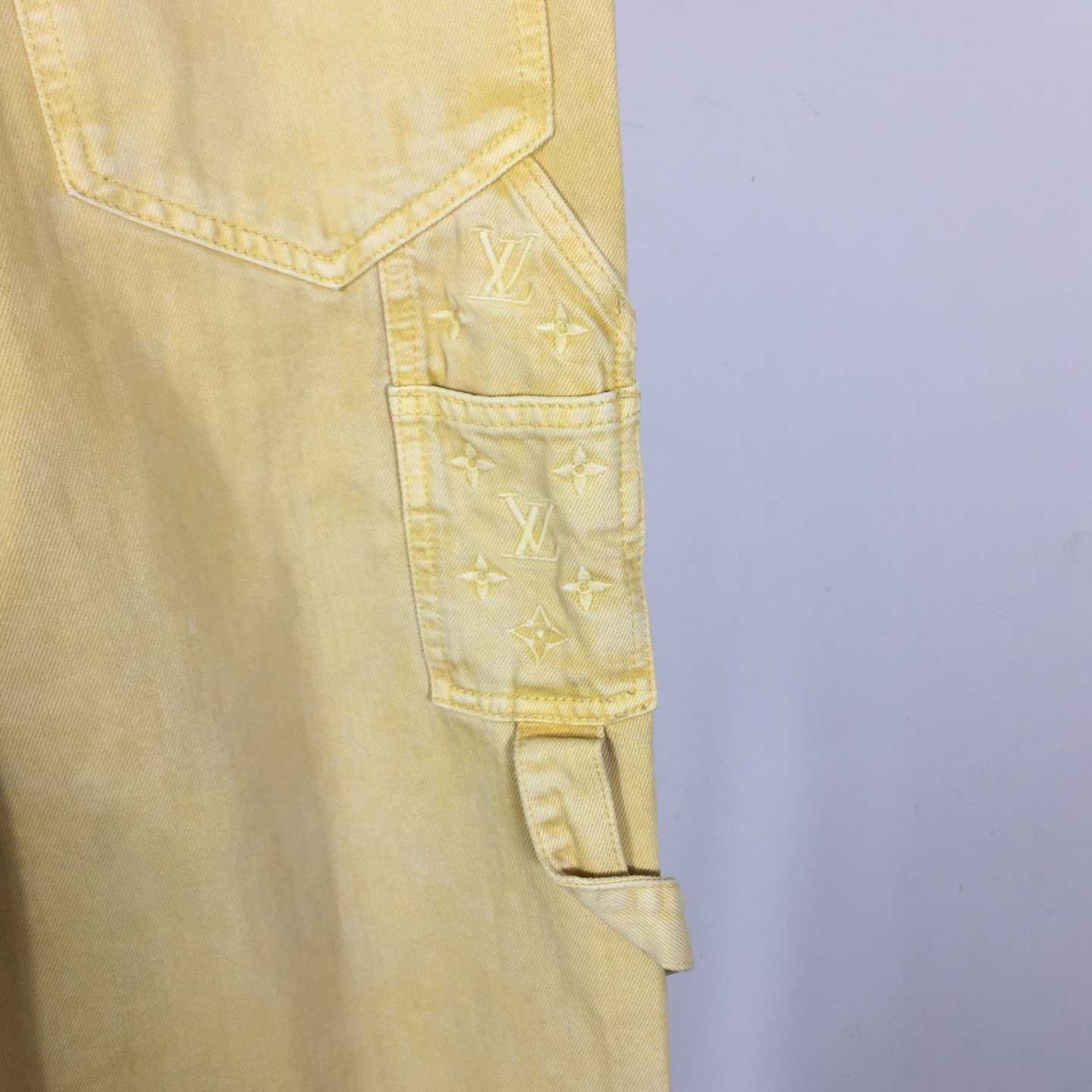 Louis Vuitton Garment-Dyed Denim Carpenter Pants   1AHVCG - FashionPlug