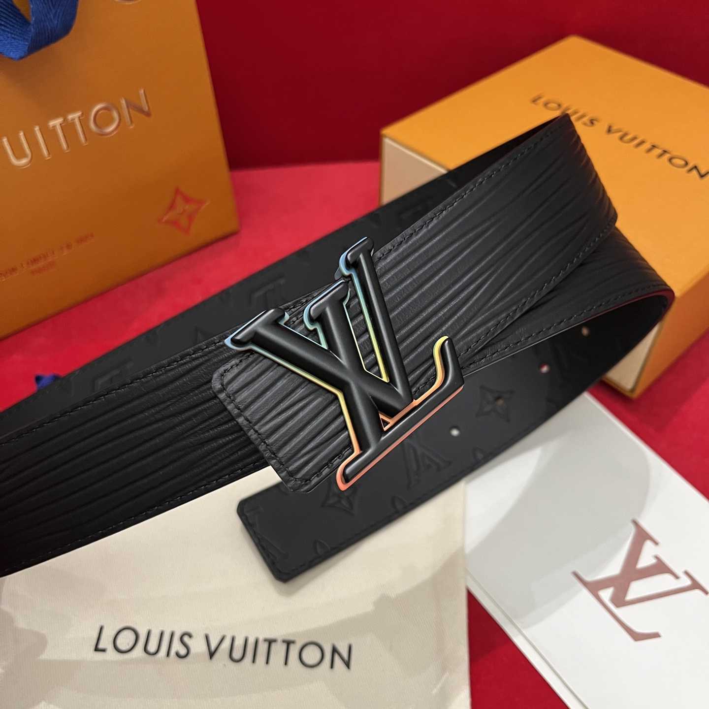 Louis Vuitton Reversible Belt  4cm - FashionPlug