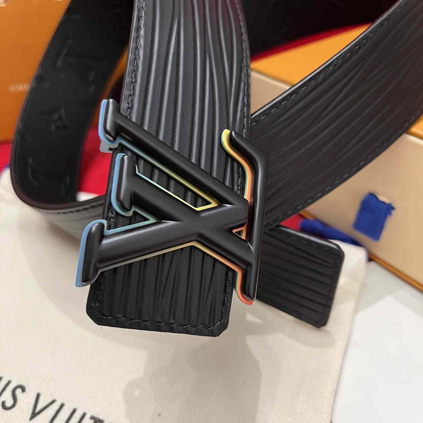 Louis Vuitton Reversible Belt  4cm - FashionPlug