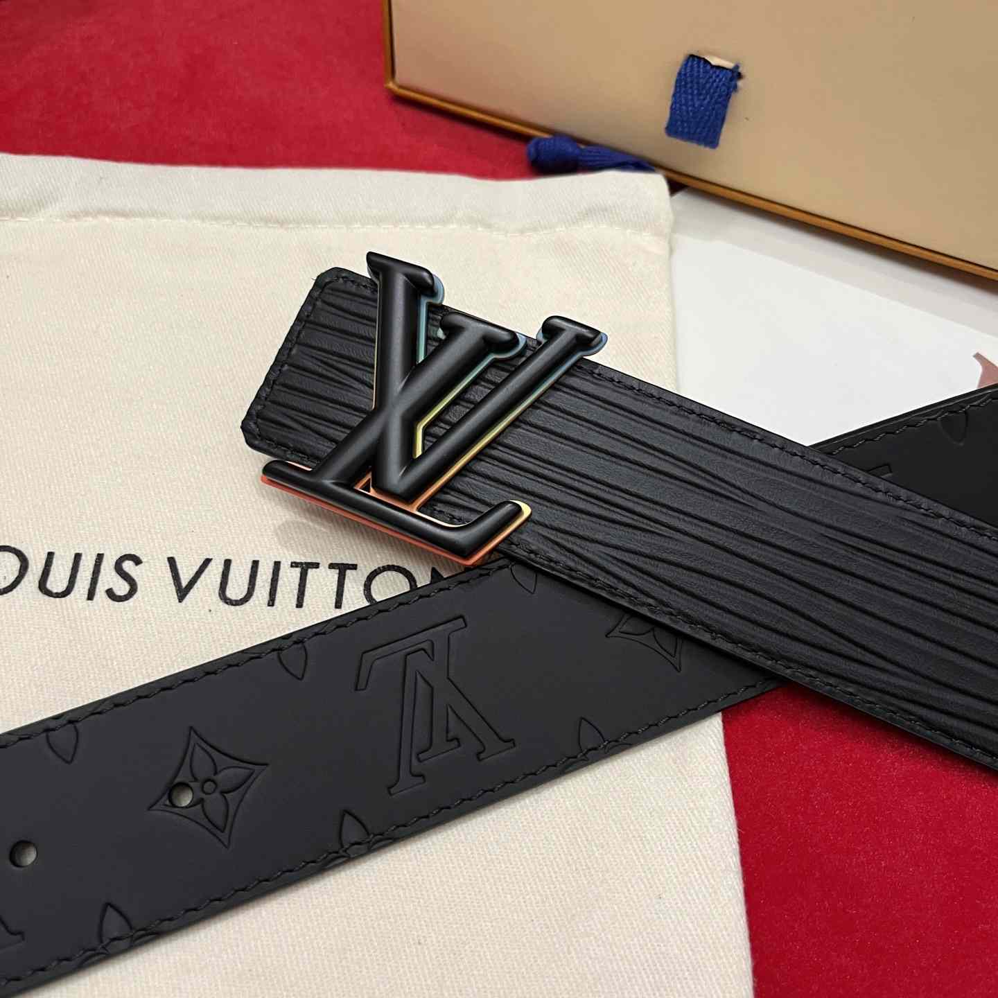 Louis Vuitton Reversible Belt  4cm - FashionPlug
