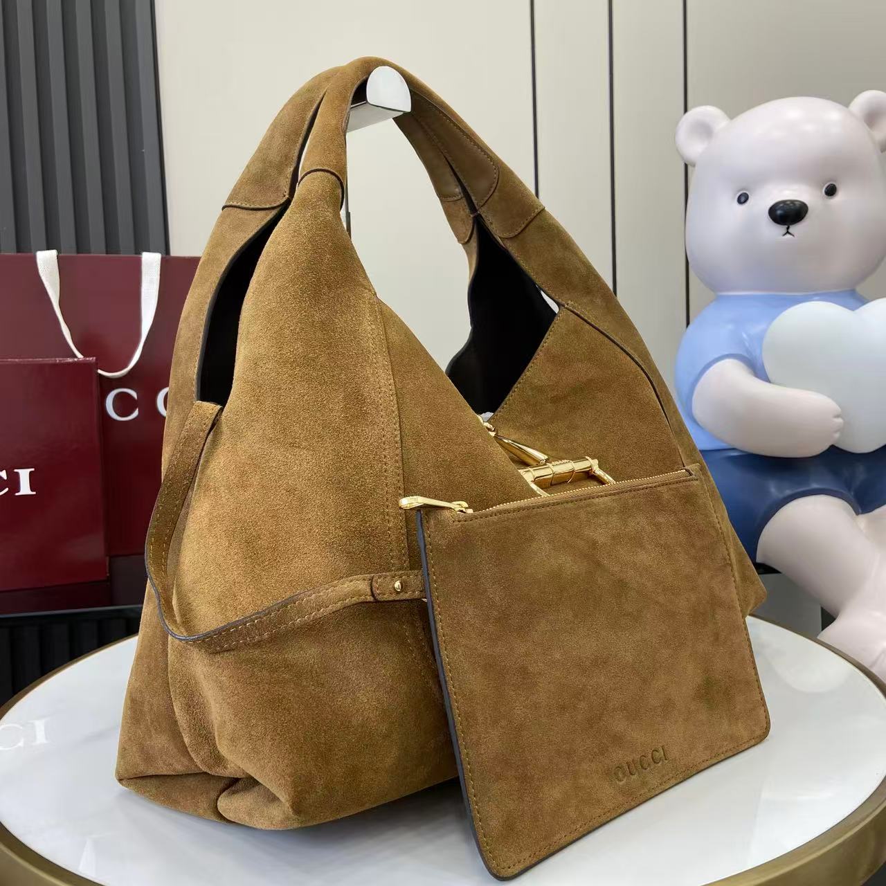 Gucci Softbit Maxi Shoulder Bag - FashionPlug