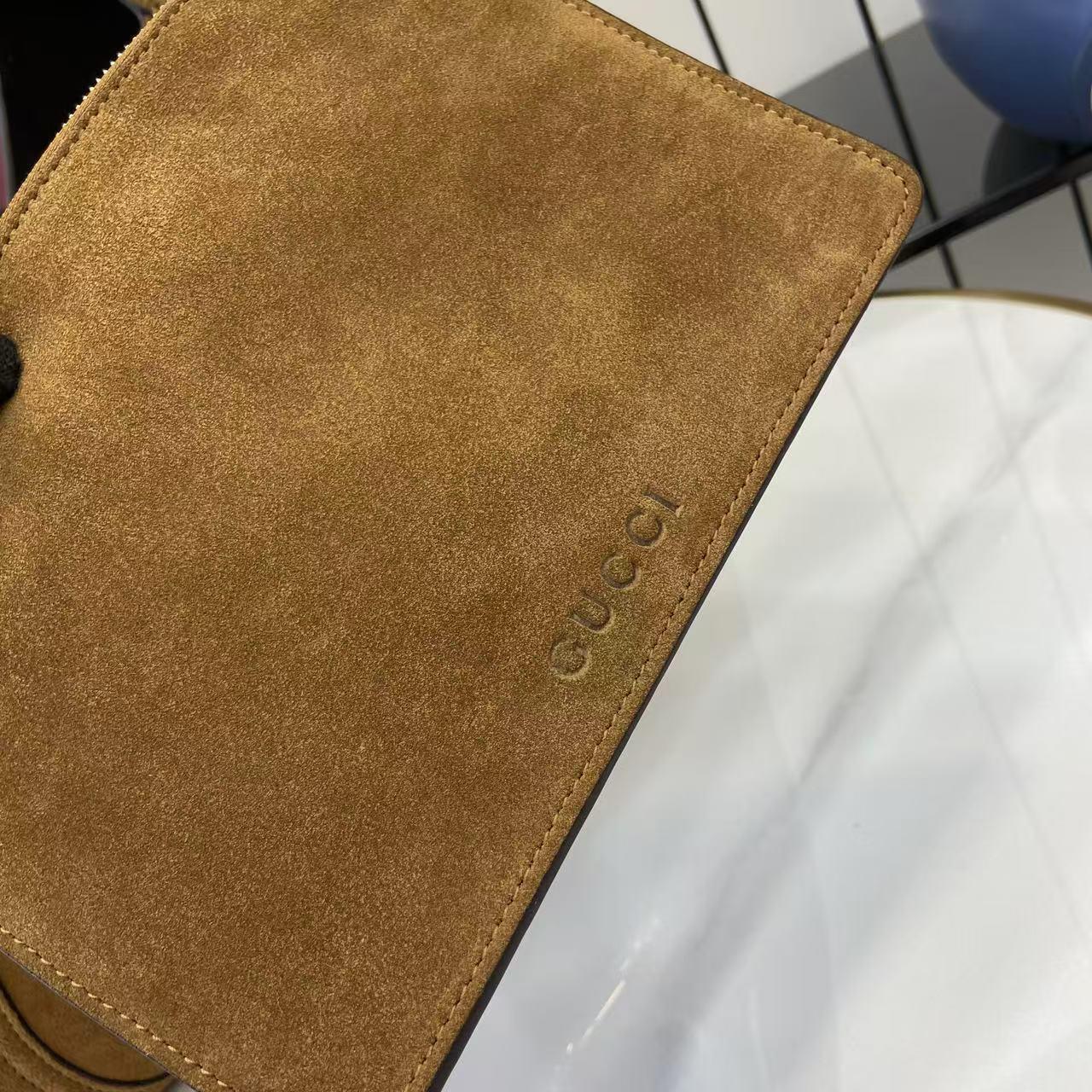 Gucci Softbit Maxi Shoulder Bag - FashionPlug