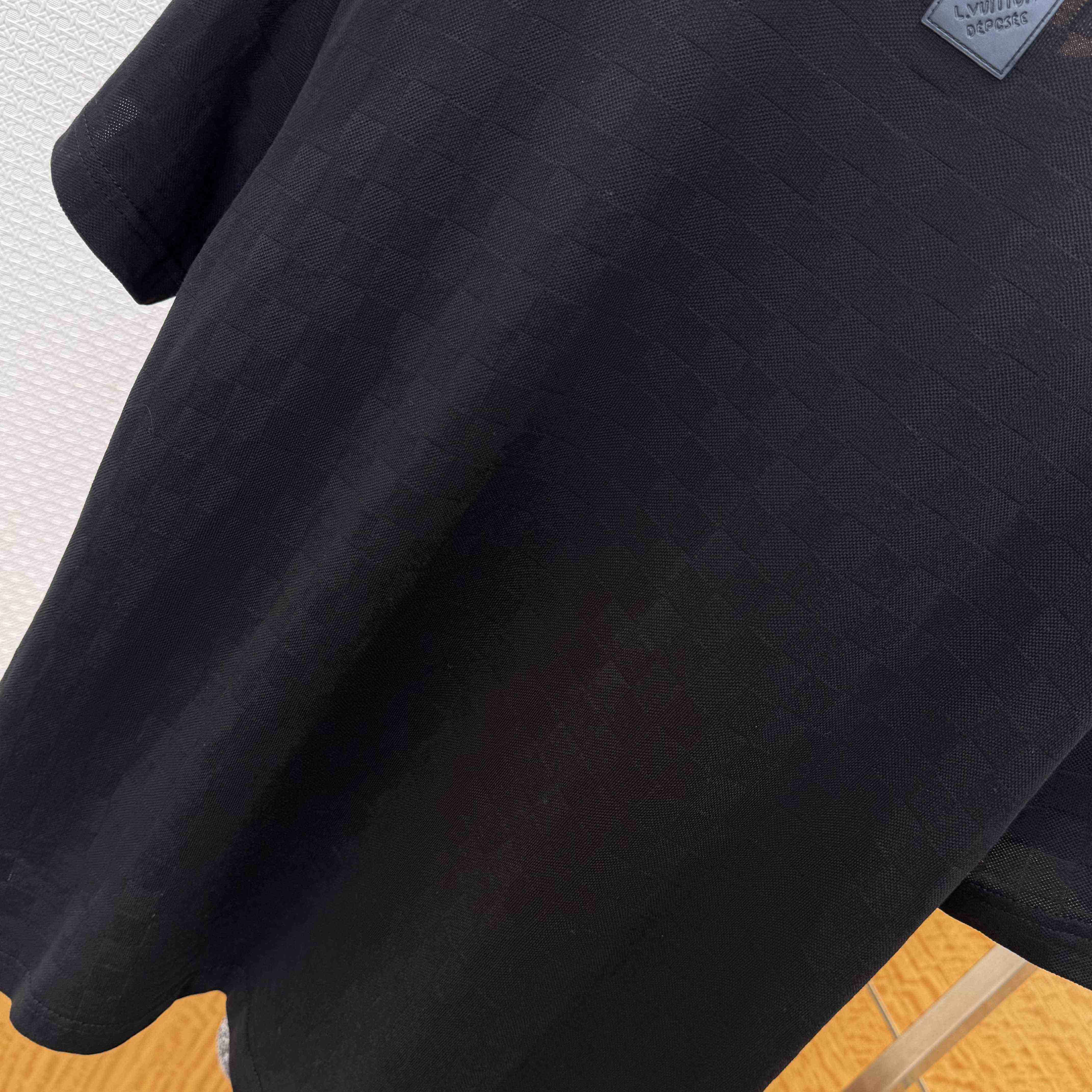 Louis Vuitton Signature Embellished T-Shirt   1AIMLZ - FashionPlug