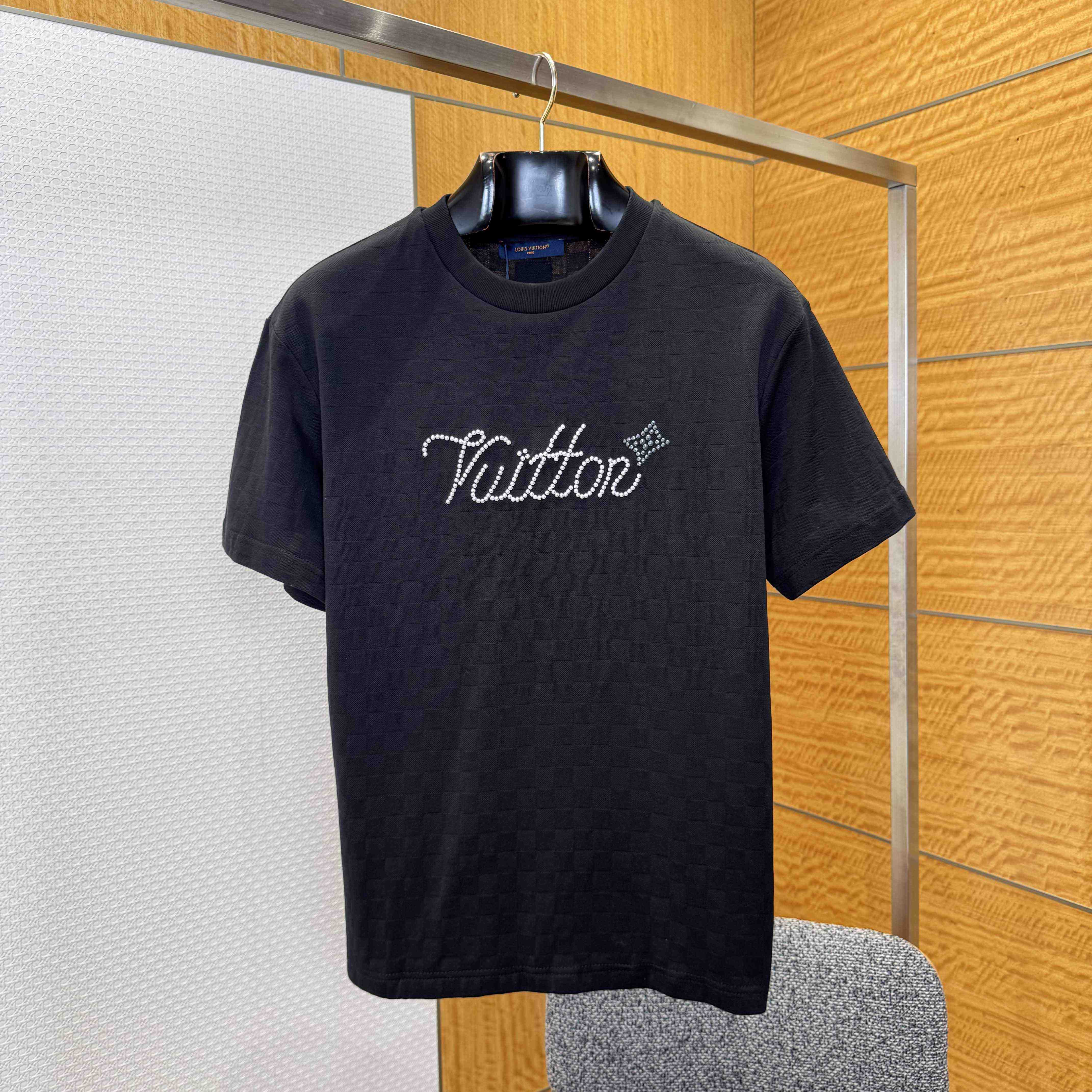 Louis Vuitton Signature Embellished T-Shirt   1AIMLZ - FashionPlug