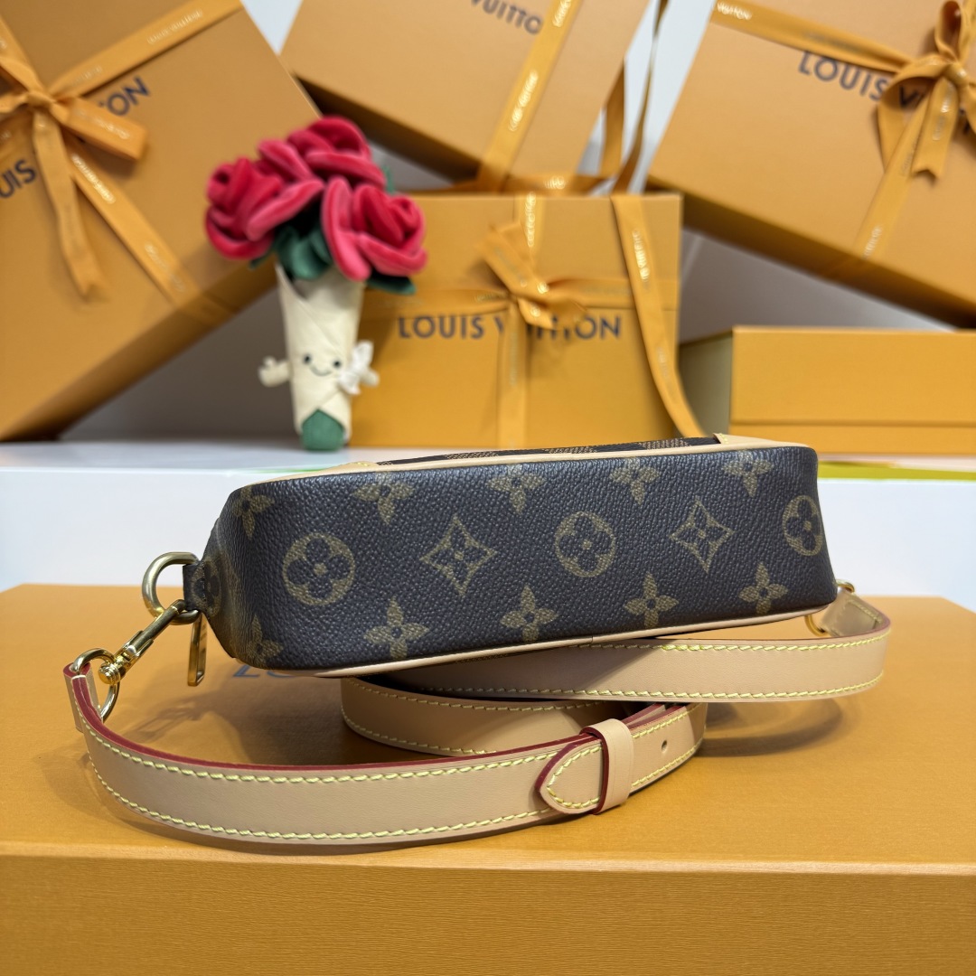 Louis Vuitton Trocadéro Wearable Wallet     M26020 - FashionPlug
