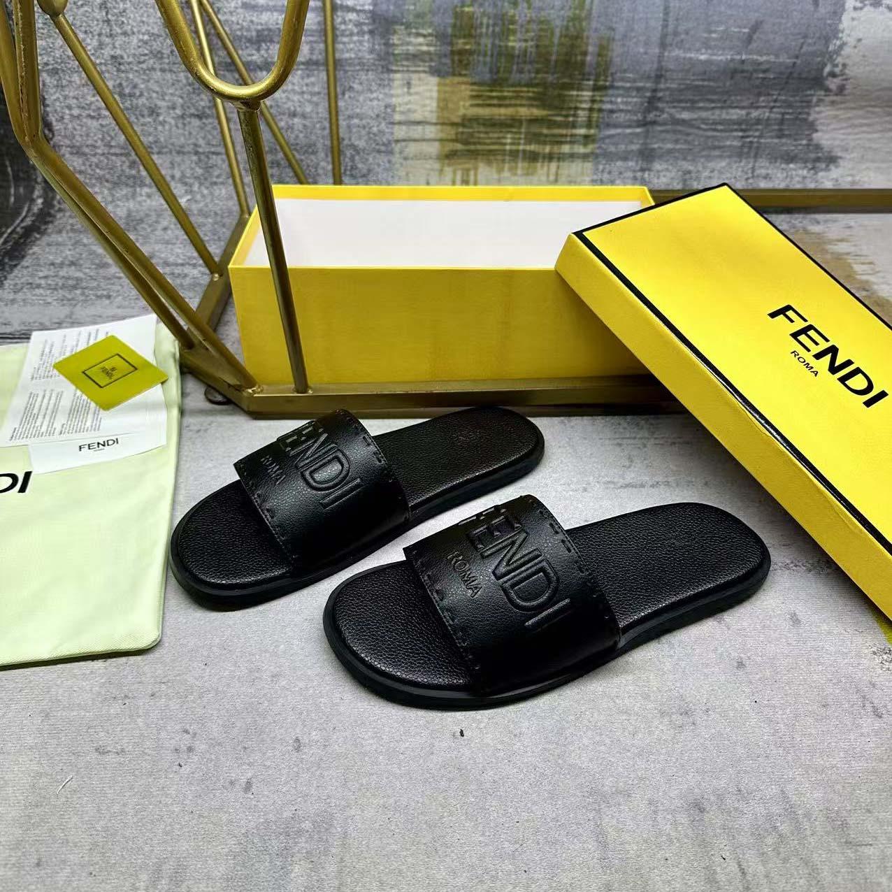 Fendi Slides - FashionPlug