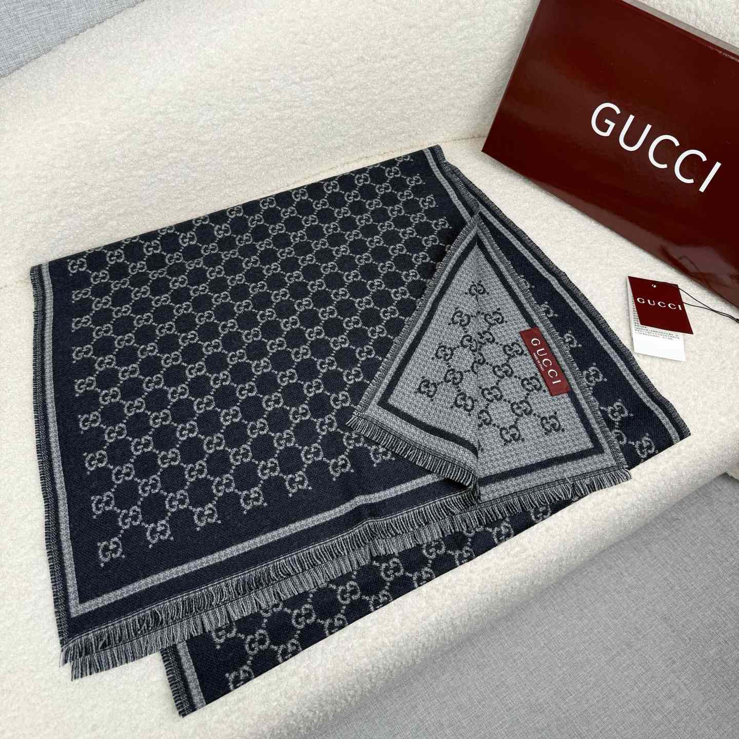 Gucci GG Wool Jacquard Scarf - FashionPlug
