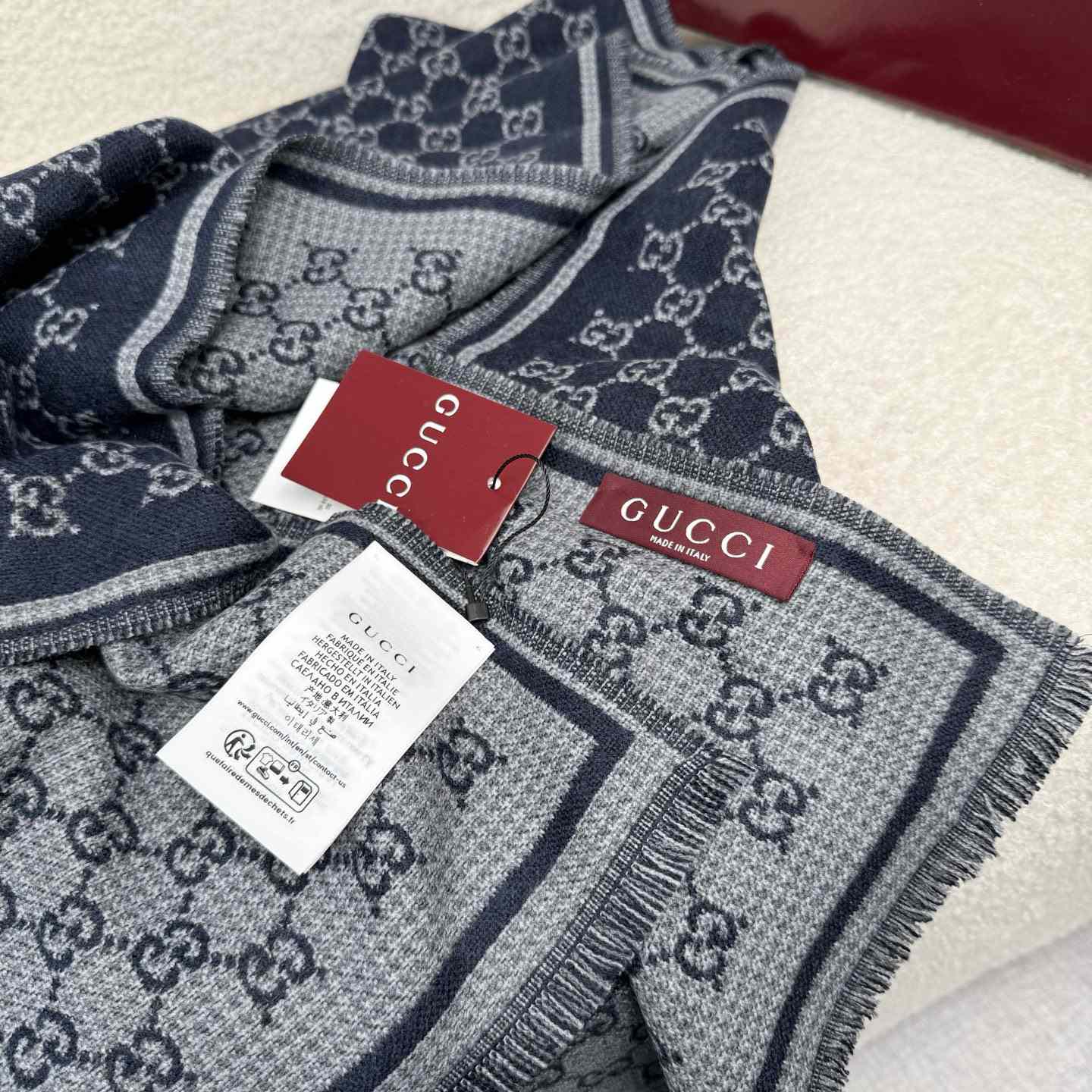 Gucci GG Wool Jacquard Scarf - FashionPlug