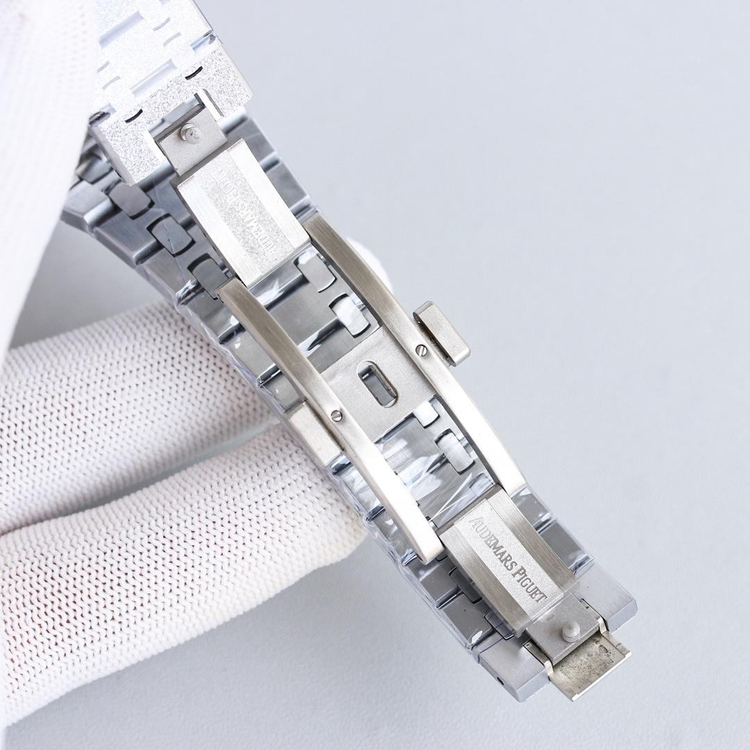 Audemars Piguet Royal Oak 41  - FashionPlug