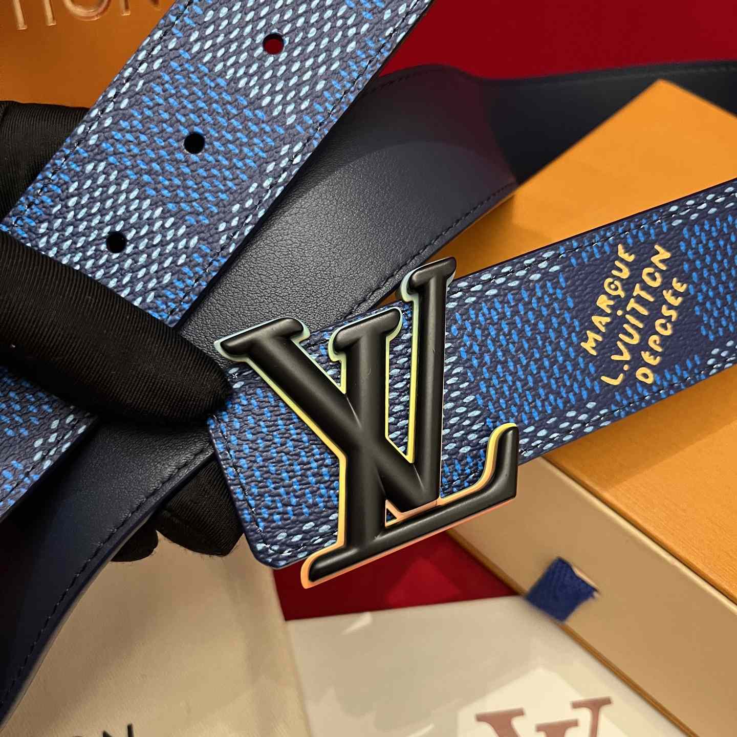 Louis Vuitton LV Initiales 40mm Reversible Belt  - FashionPlug