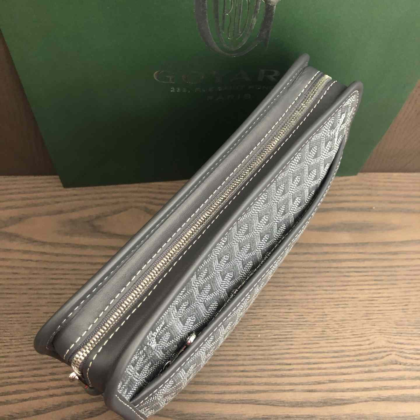 Goyard Jouvence MM Toiletry Bag - FashionPlug