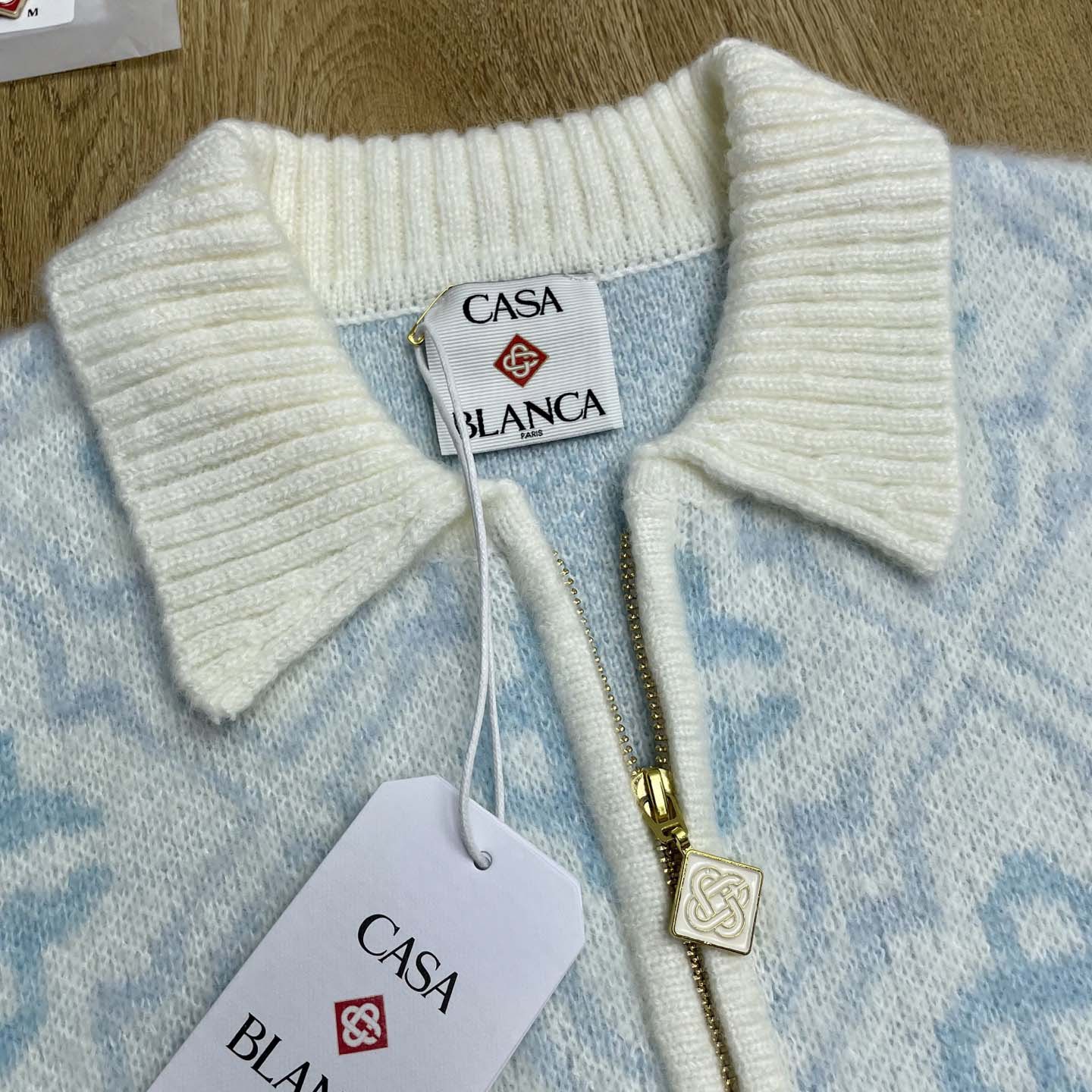 Casablanca Pattern Zip-up Cardigan   D0105 - FashionPlug