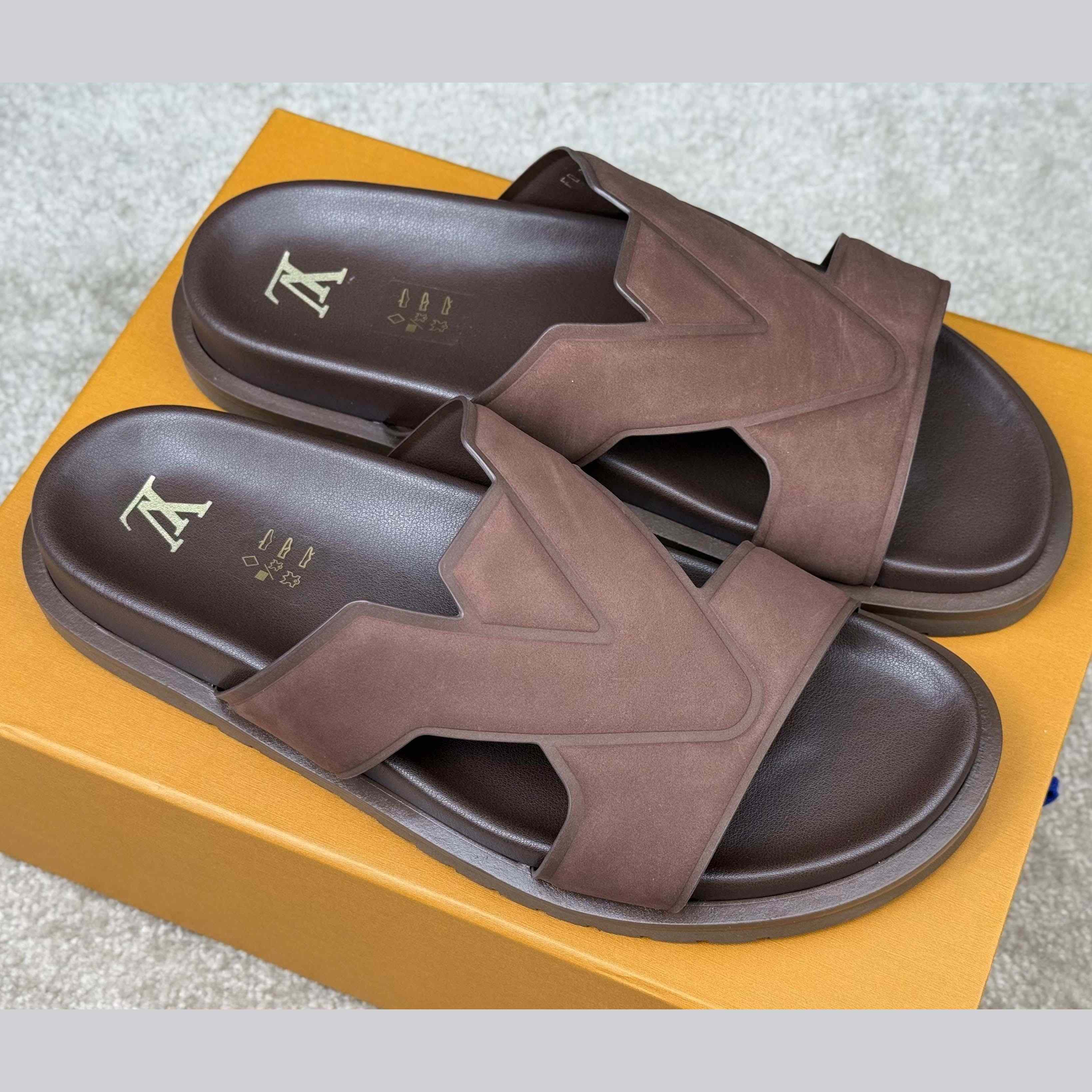Louis Vuitton LV Oasis Mule    - FashionPlug