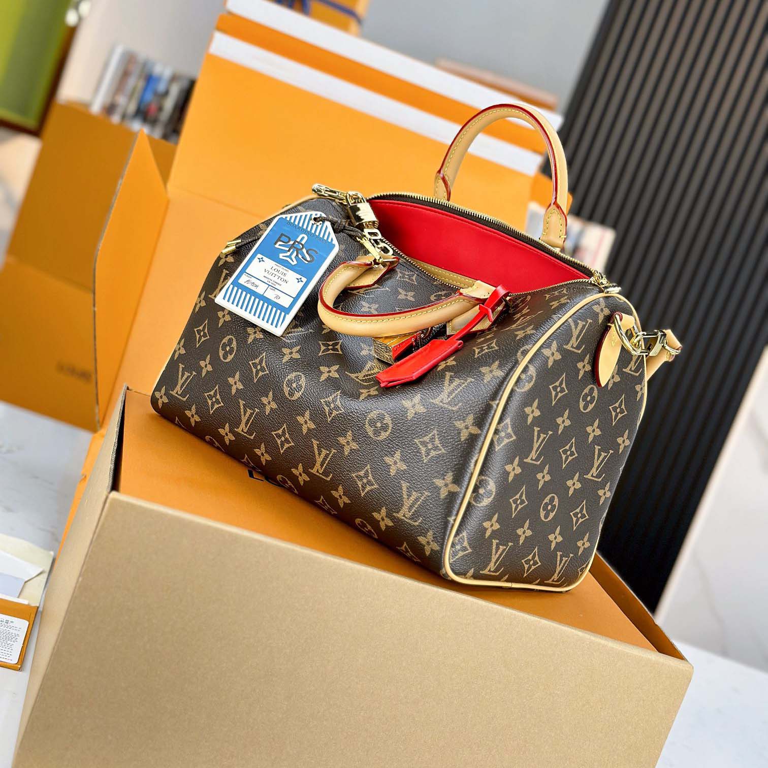 Louis Vuitton Speedy Soft 30 Crafty   M11945 - FashionPlug