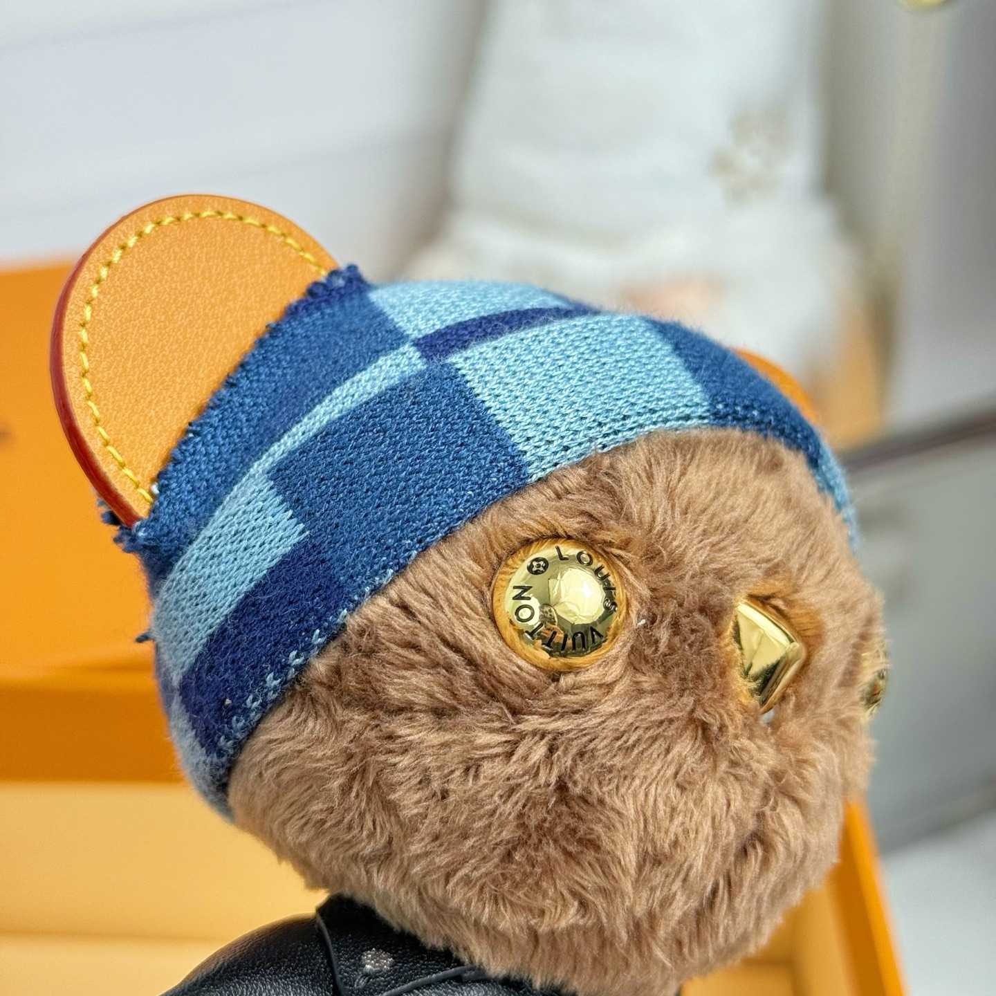 Louis Vuitton LV Louis Bear Bag Charm  M03206 - FashionPlug