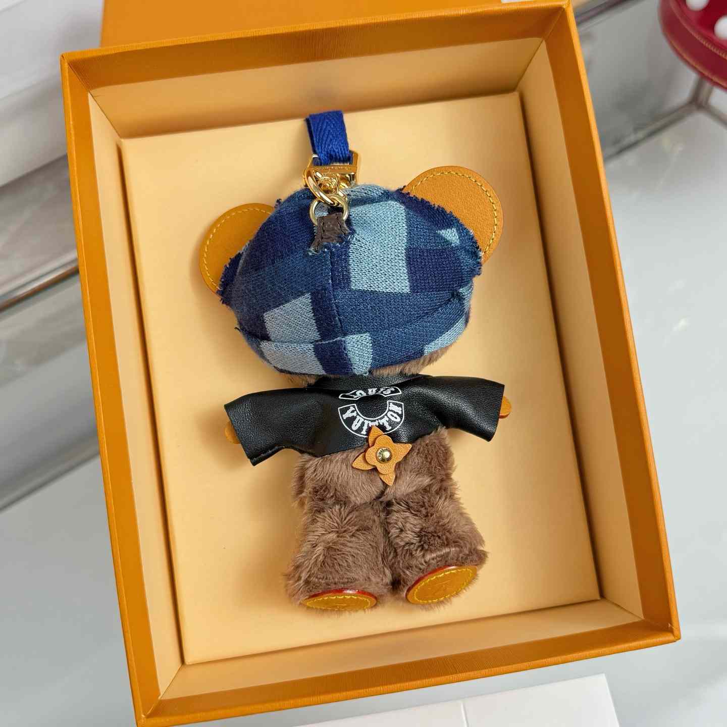 Louis Vuitton LV Louis Bear Bag Charm  M03206 - FashionPlug