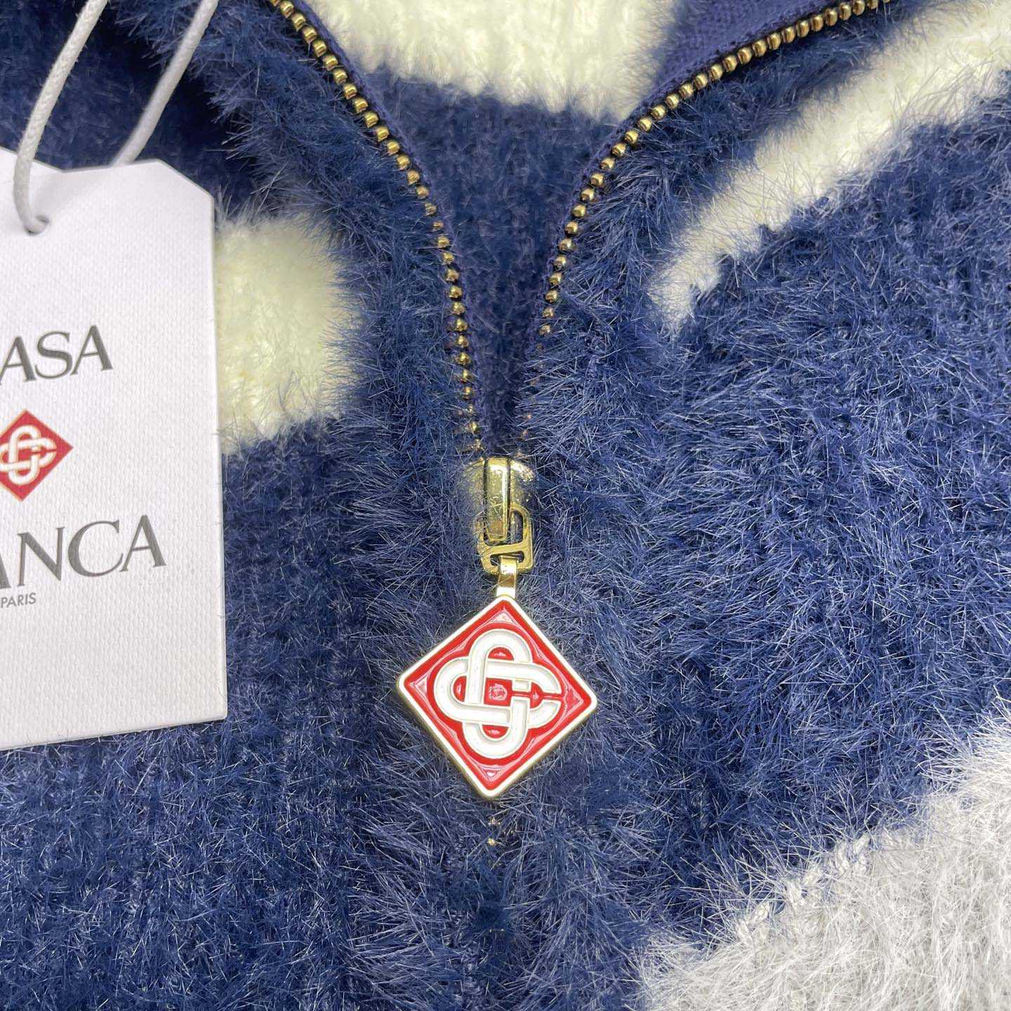 Casablanca Striped Fluffy Zip Up Jumper     D0106 - FashionPlug