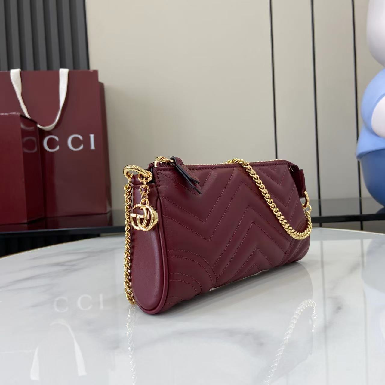 Gucci GG Marmont Small Shoulder Bag - FashionPlug