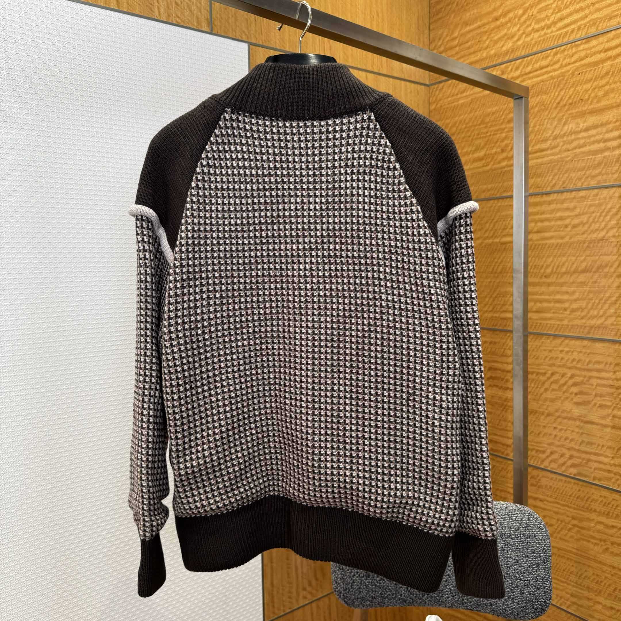 Louis Vuitton Knitted Cotton Jacquard Bomber   1AHC28 - FashionPlug