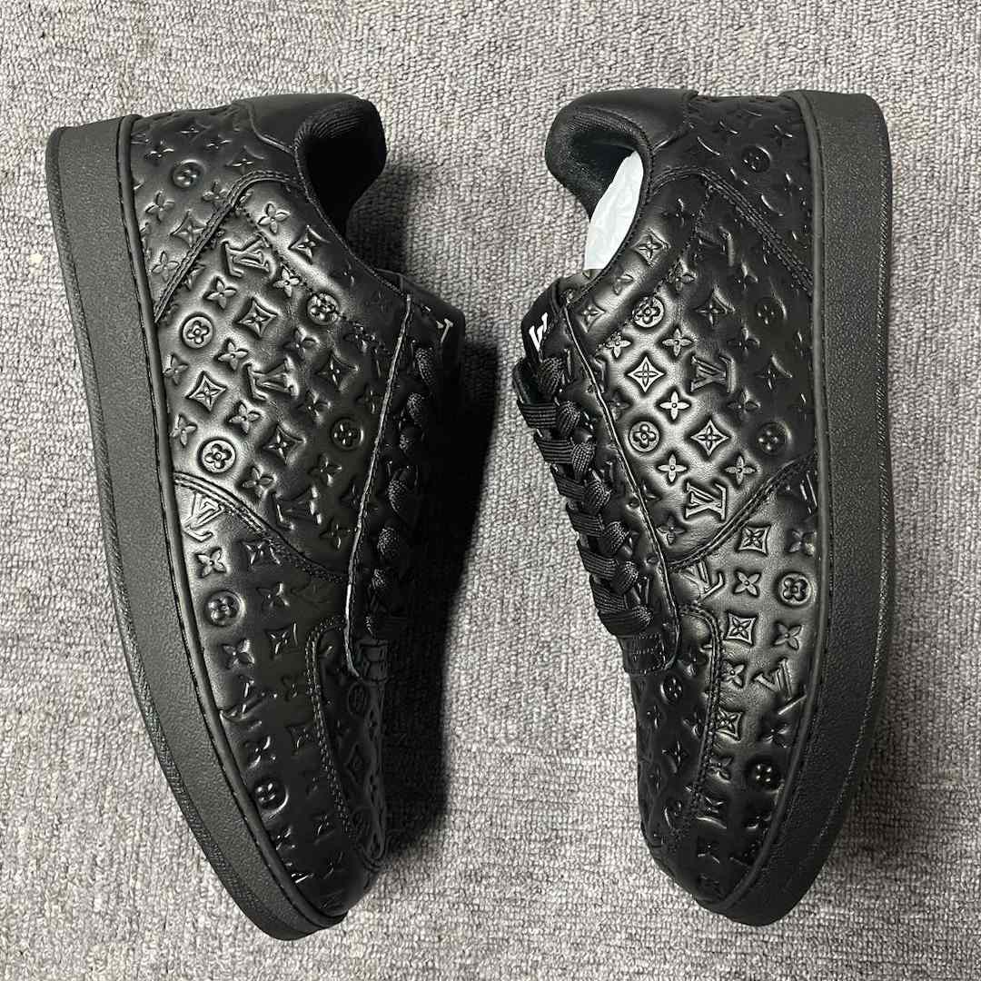 Louis Vuitton Rivoli Sneaker   1AARHT - FashionPlug