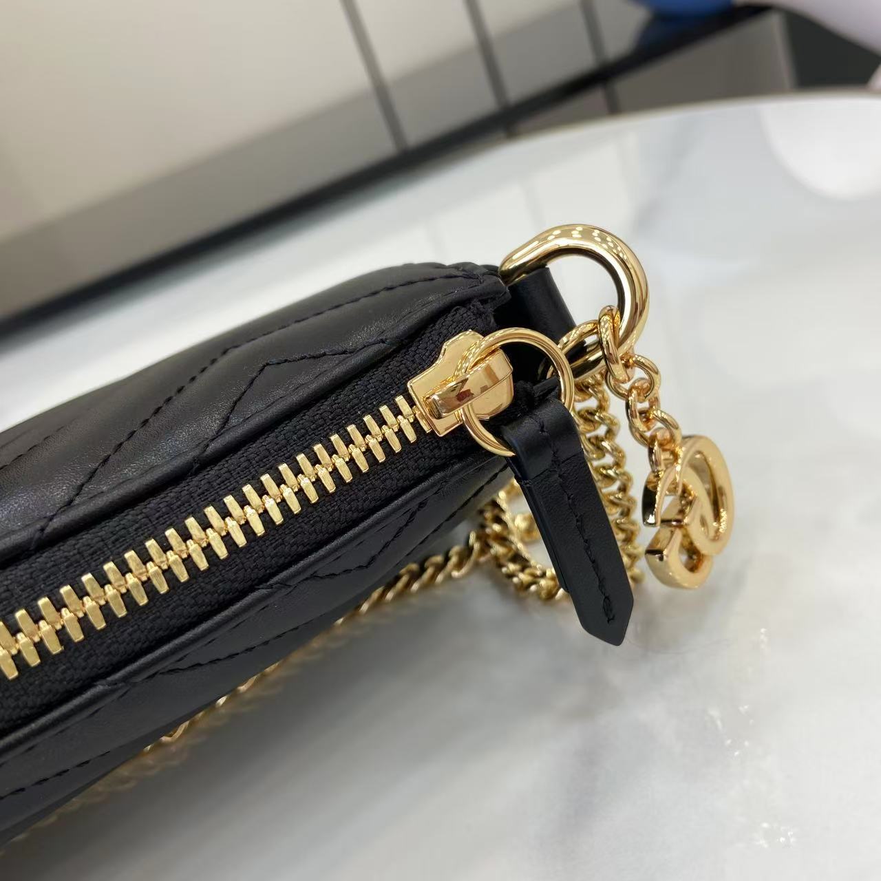 Gucci GG Marmont Small Shoulder Bag - FashionPlug