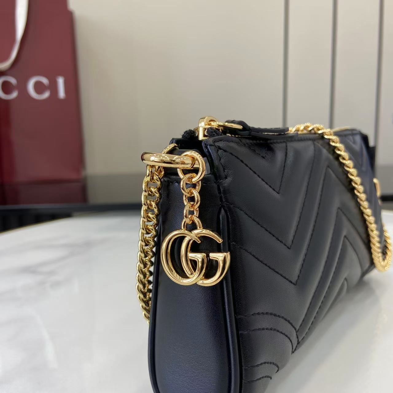 Gucci GG Marmont Small Shoulder Bag - FashionPlug