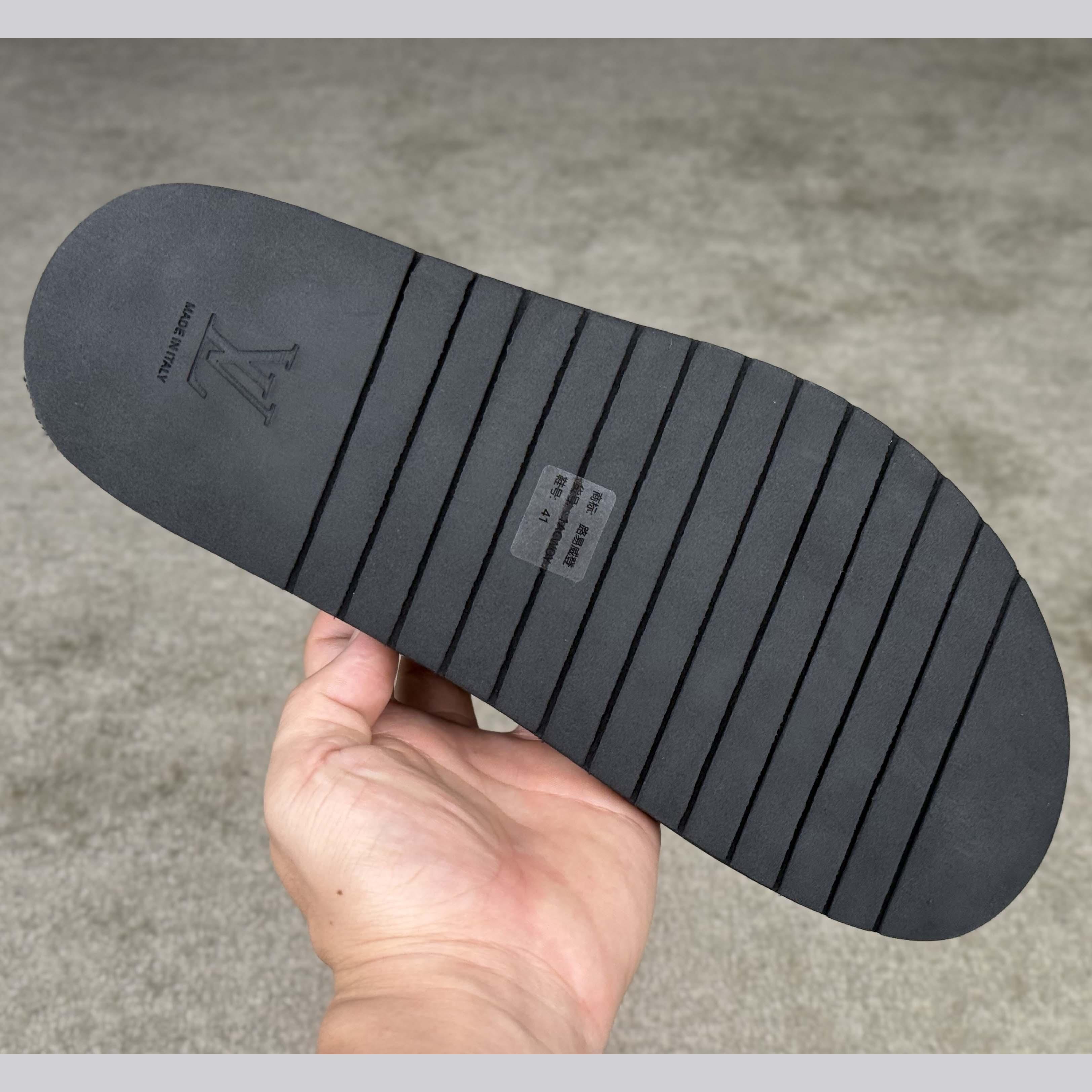 Louis Vuitton LV Oasis Mule    - FashionPlug