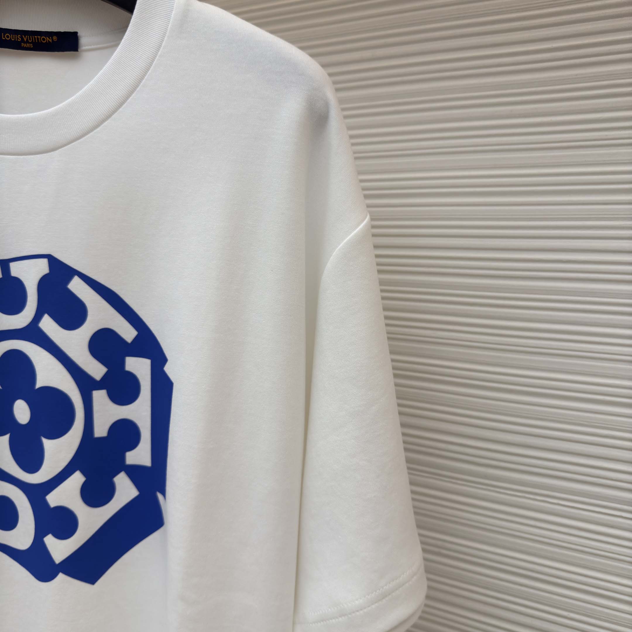 Louis Vuitton Printed Signature T-Shirt - FashionPlug