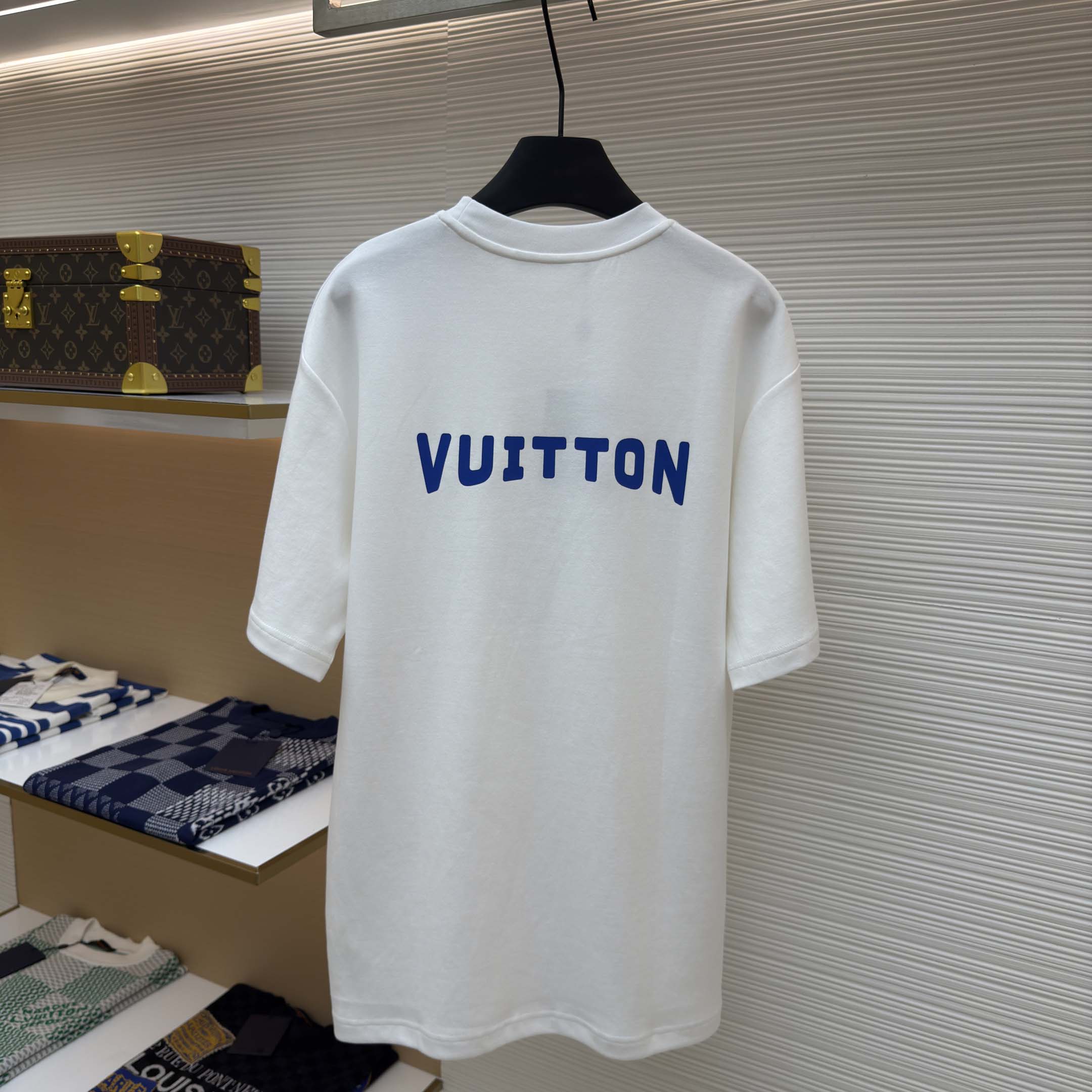 Louis Vuitton Printed Signature T-Shirt - FashionPlug