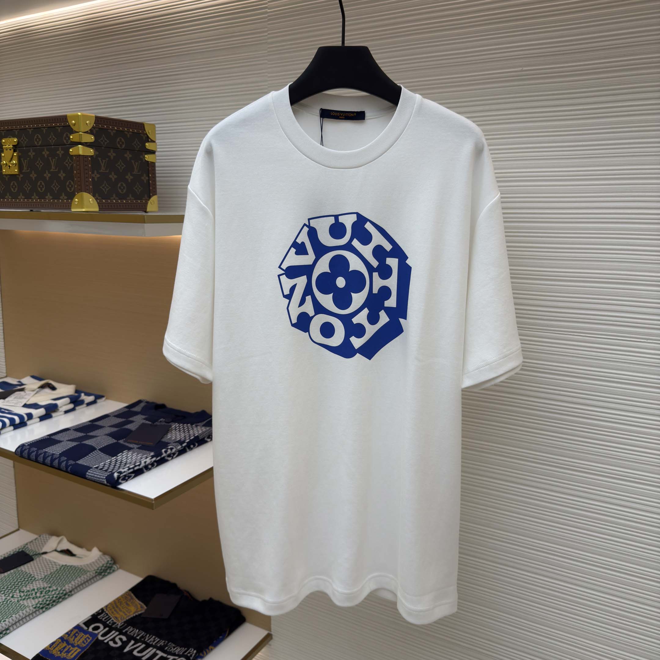 Louis Vuitton Printed Signature T-Shirt - FashionPlug