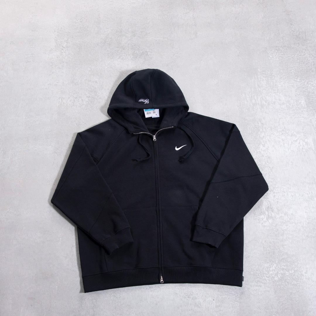 Supreme x Nike Zip Up Hooded Sweatshirt - FashionPlug