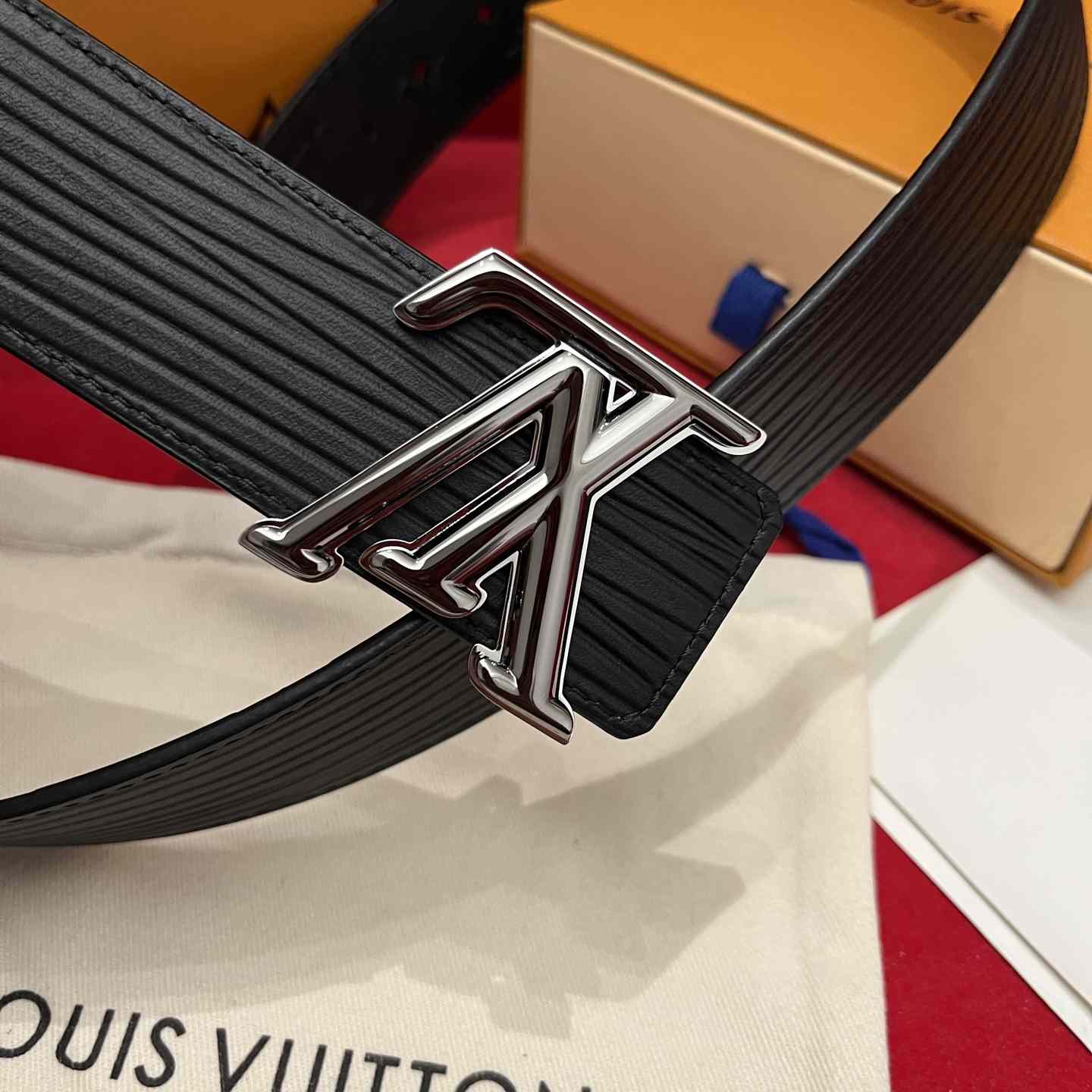Louis Vuitton Reversible Belt  4cm - FashionPlug
