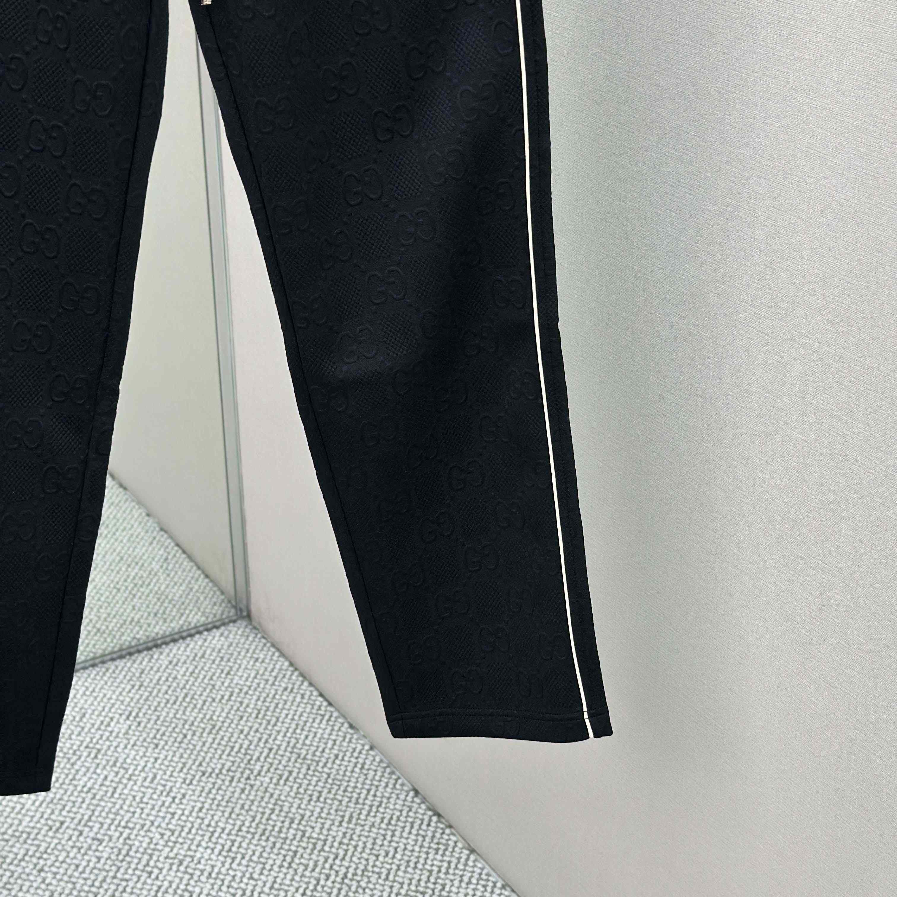 Gucci Black Cotton Pants - FashionPlug