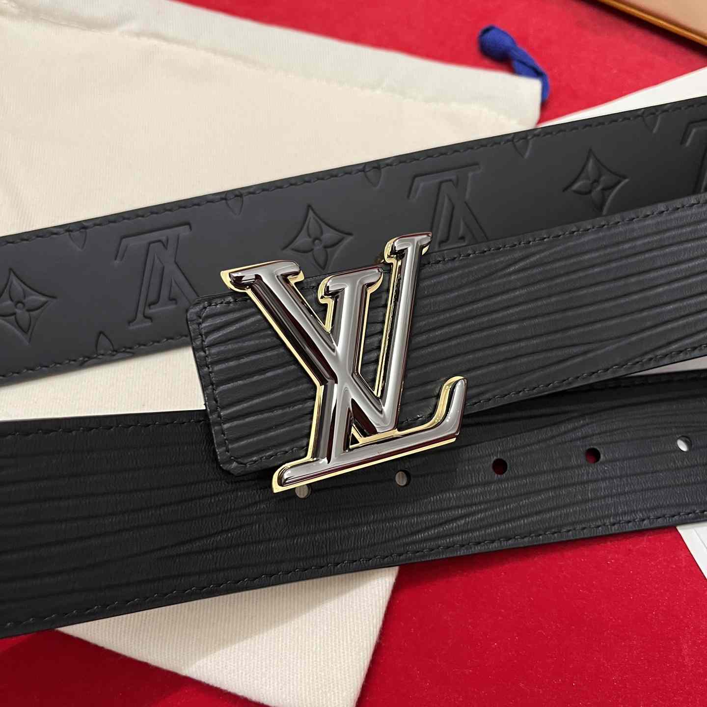 Louis Vuitton Reversible Belt  4cm - FashionPlug