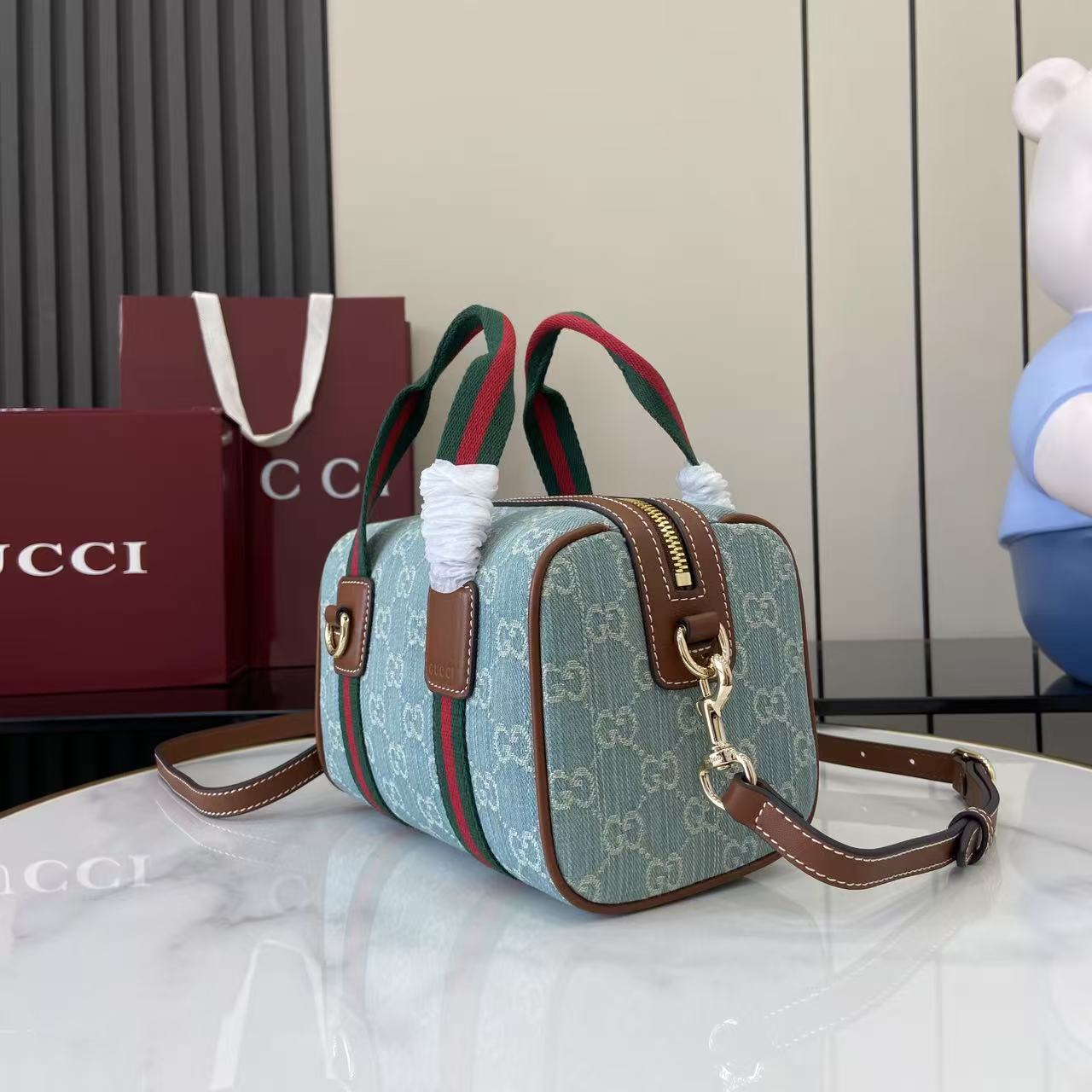 Gucci Mini GG Handbag - FashionPlug