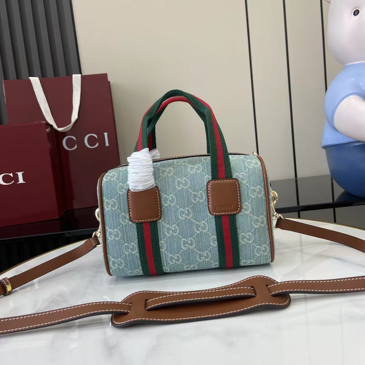 Gucci Mini GG Handbag - FashionPlug