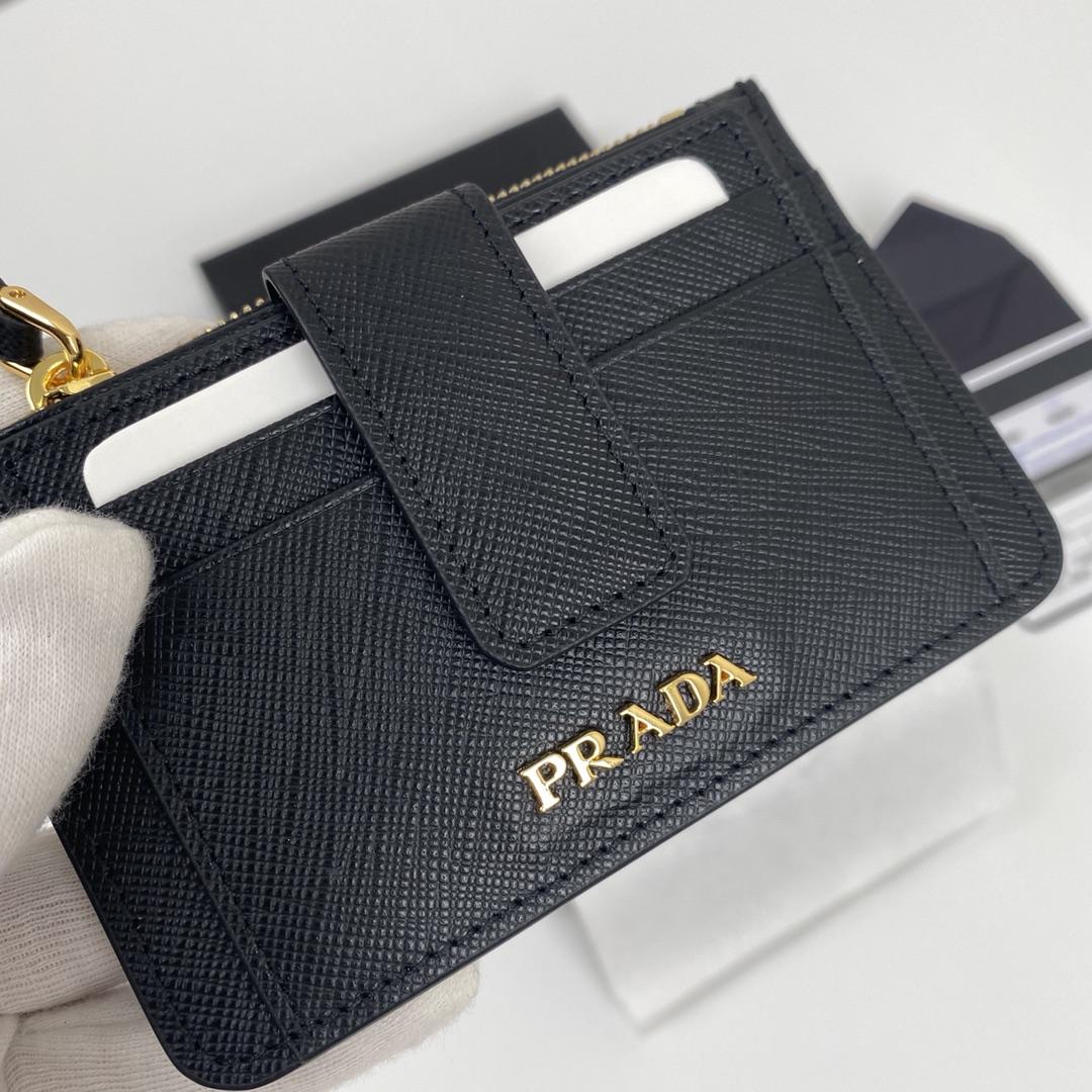 Prada Card Wallet （12-7.5cm） - FashionPlug