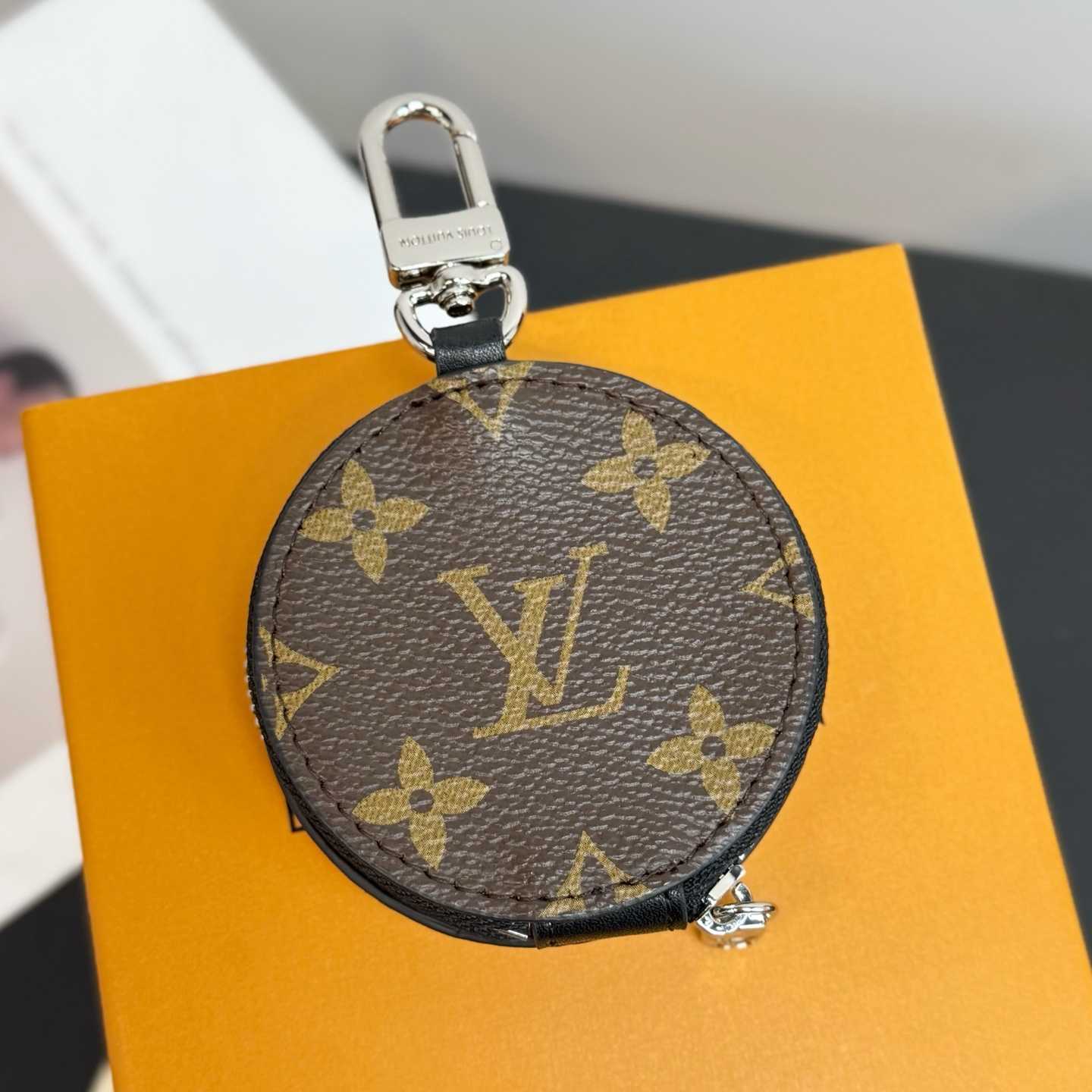 Louis Vuitton LV Donut Bag Charm    - FashionPlug