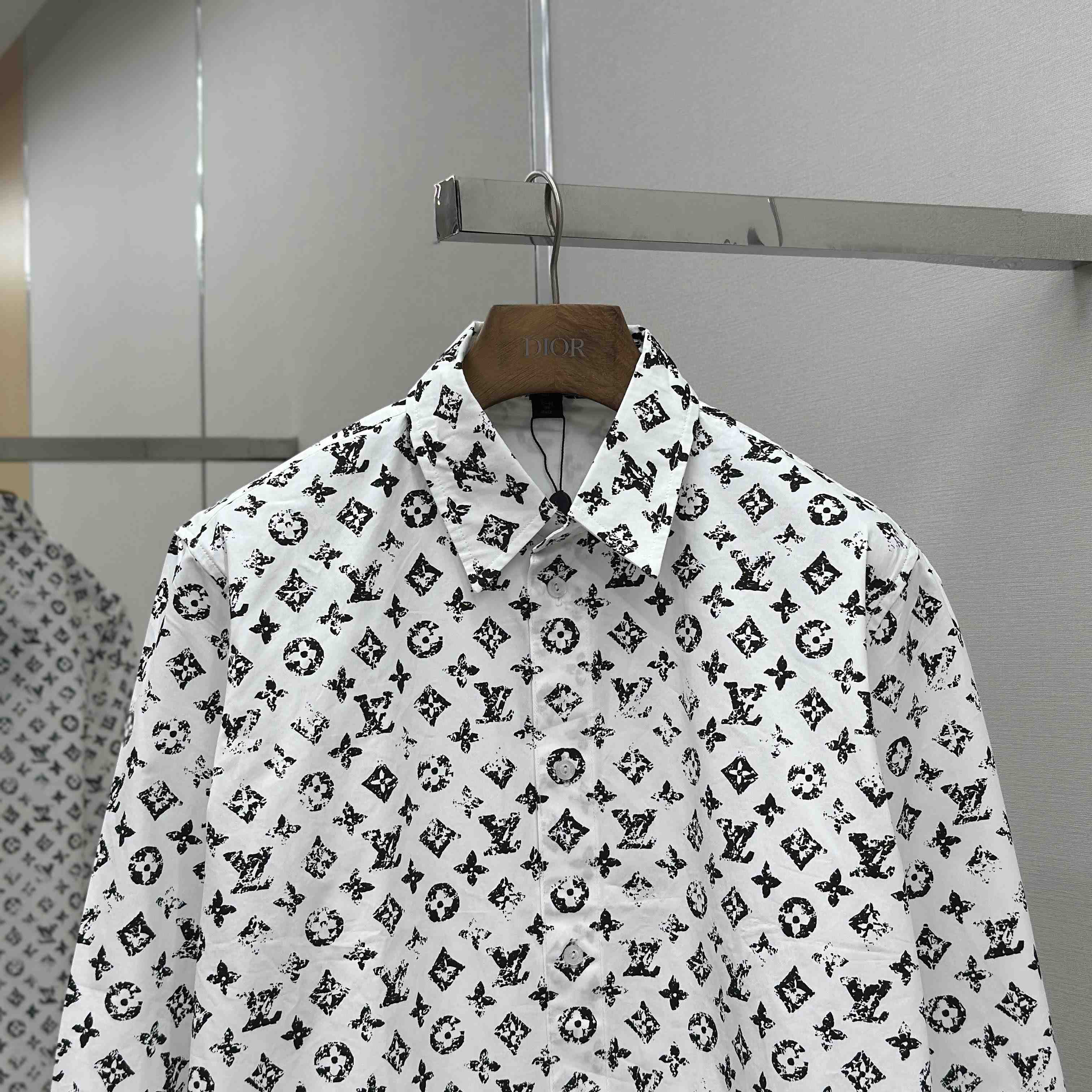 Louis Vuitton Monogram Fil Coupé Shirt   1AHX52 - FashionPlug