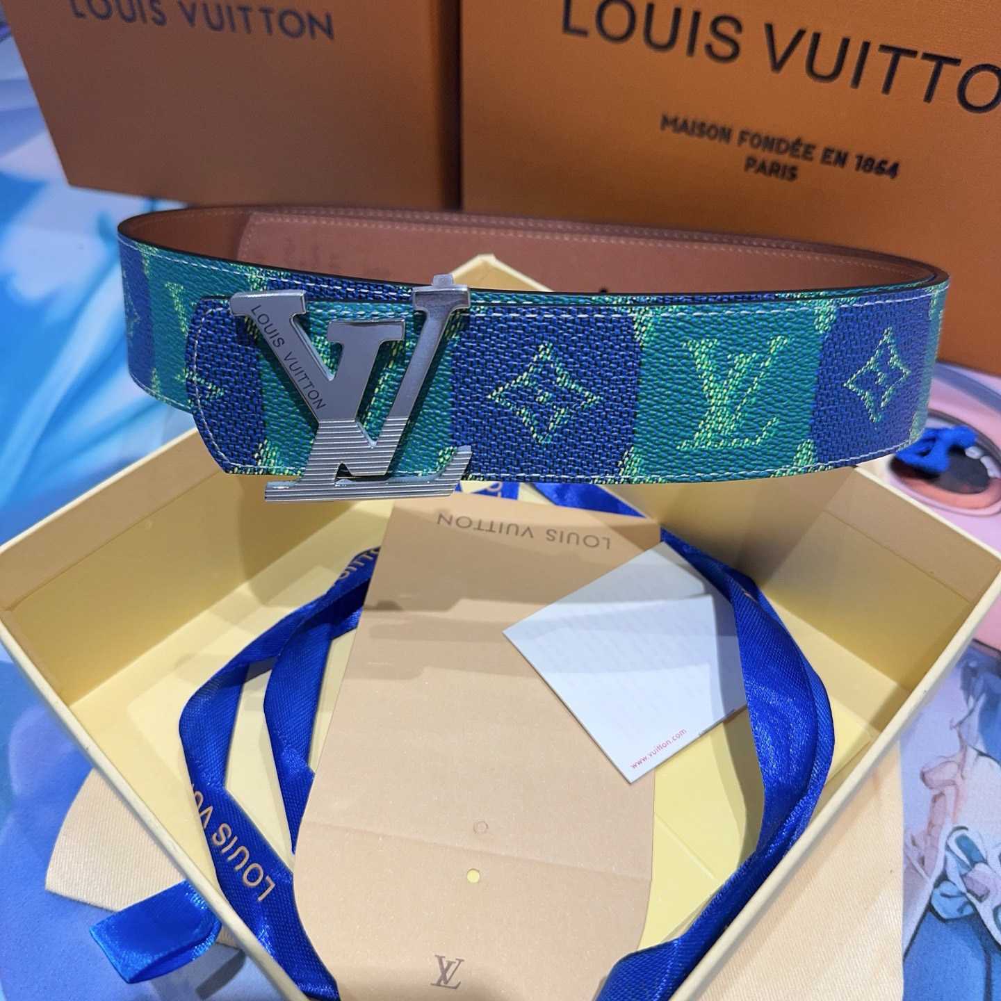 Louis Vuitton 40mm Reversible Belt  - FashionPlug