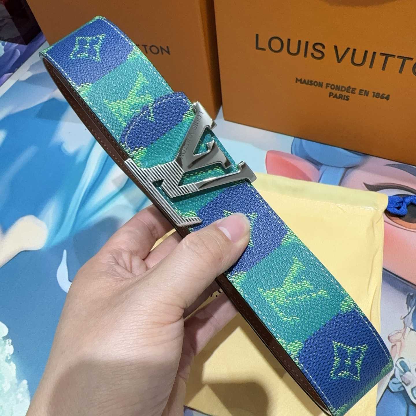 Louis Vuitton 40mm Reversible Belt  - FashionPlug