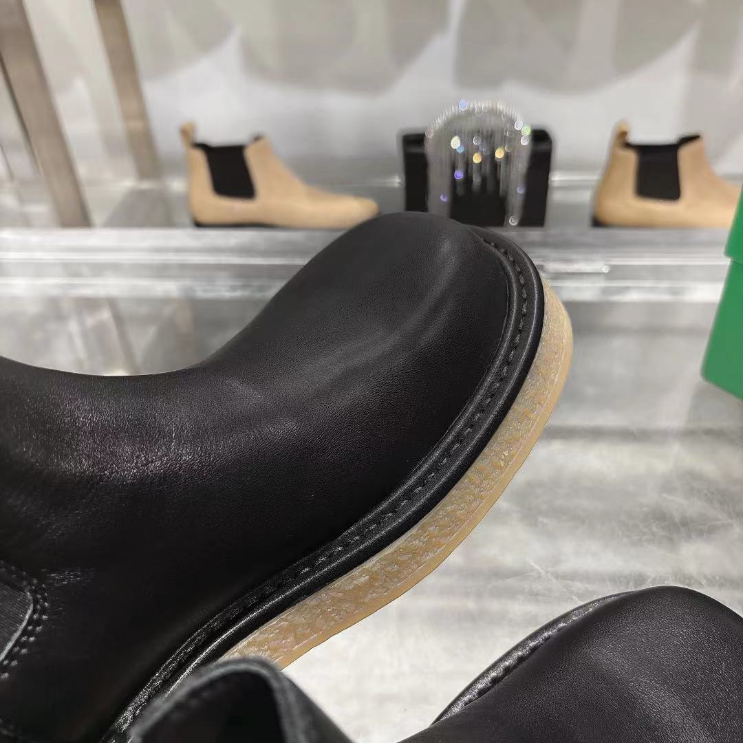 Bottega Veneta Haddock Chelsea Ankle Boot - FashionPlug