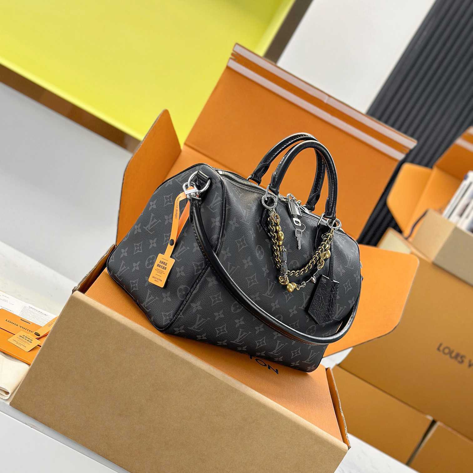 Louis Vuitton Speedy Soft 30   M15102 - FashionPlug